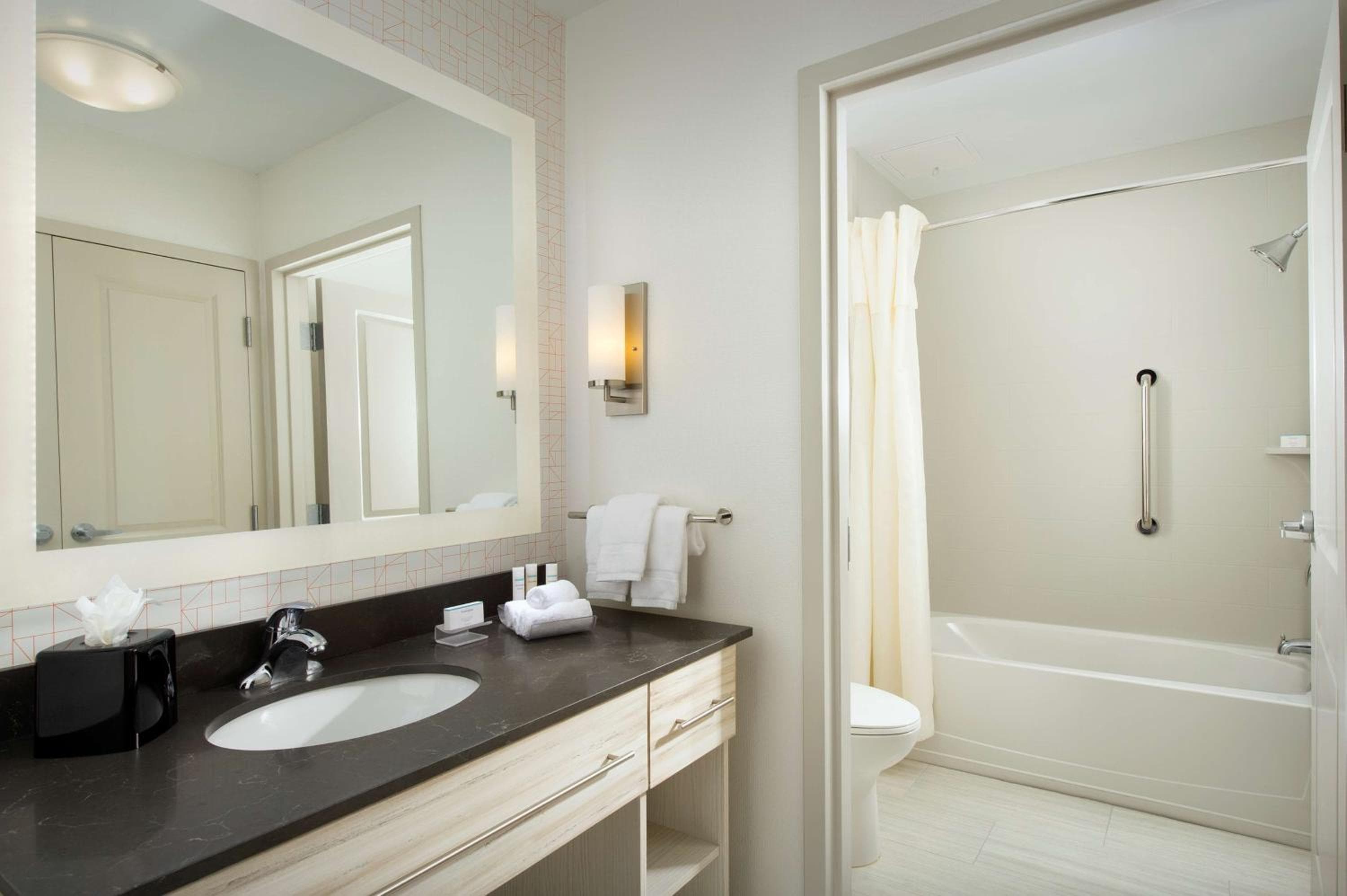 Homewood Suites by Hilton Miami Downtown/Brickell — 11