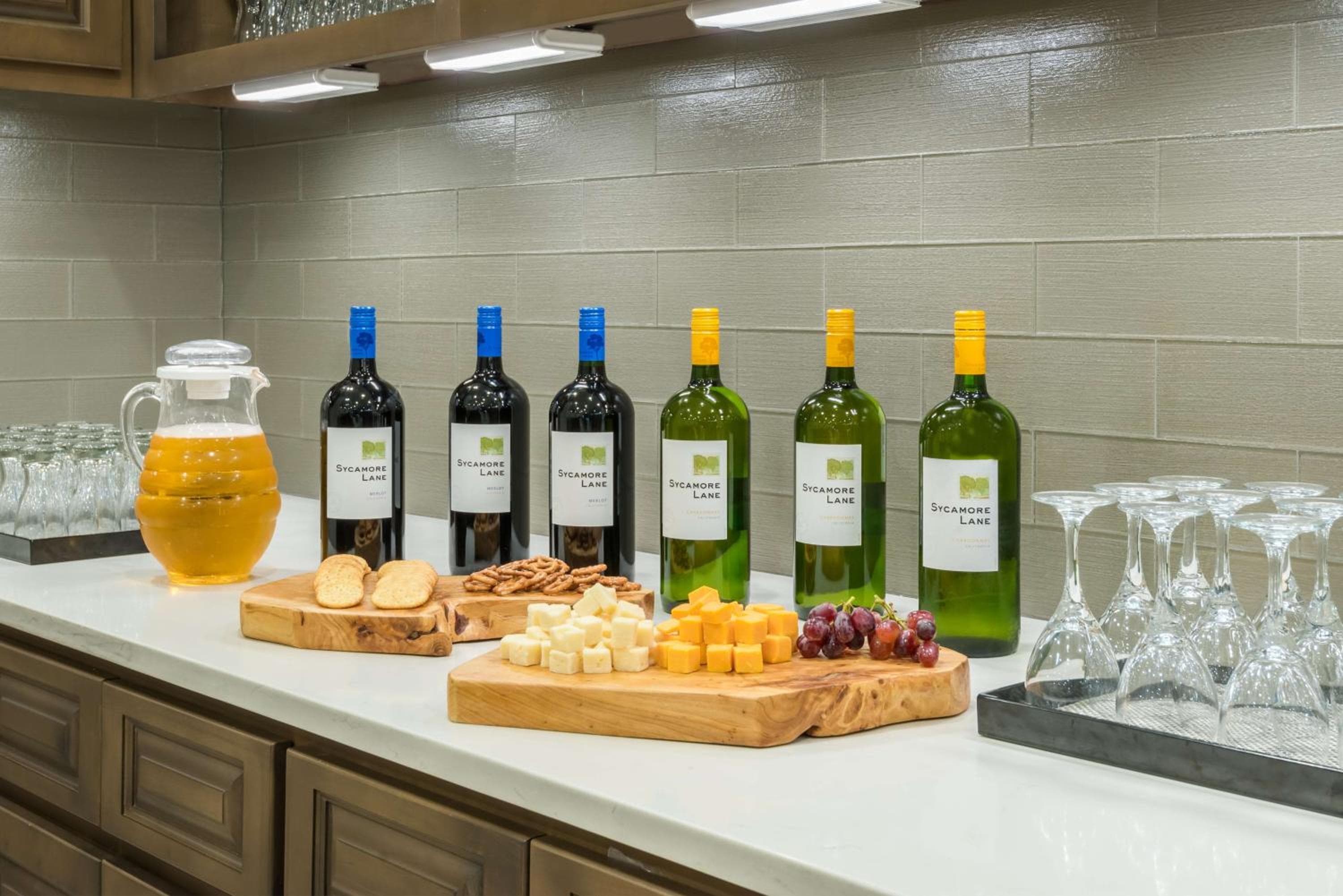 Homewood Suites by Hilton Orlando-UCF Area — 13