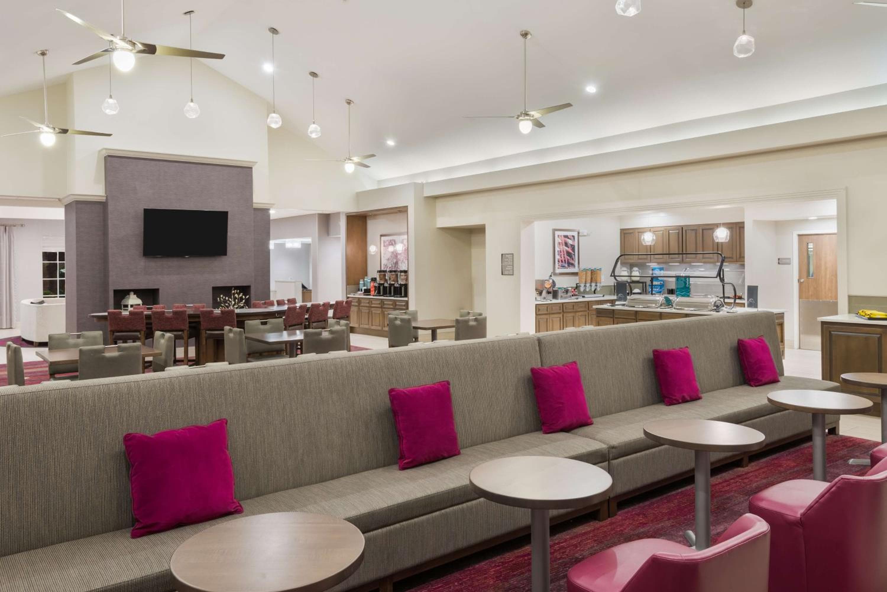 Homewood Suites by Hilton Orlando-UCF Area — 18