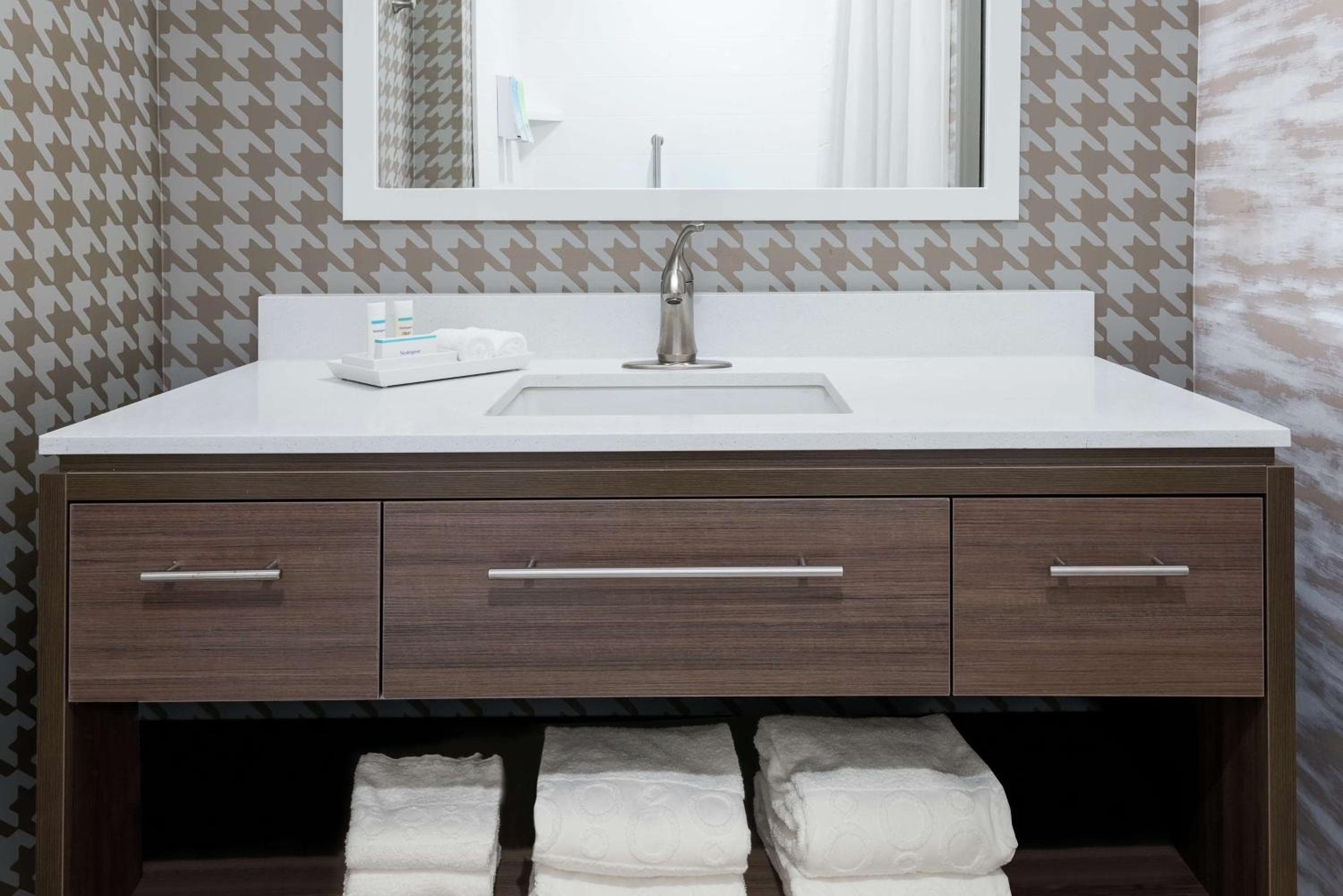 Home2 Suites By Hilton Orlando vicino all'UCF — 25