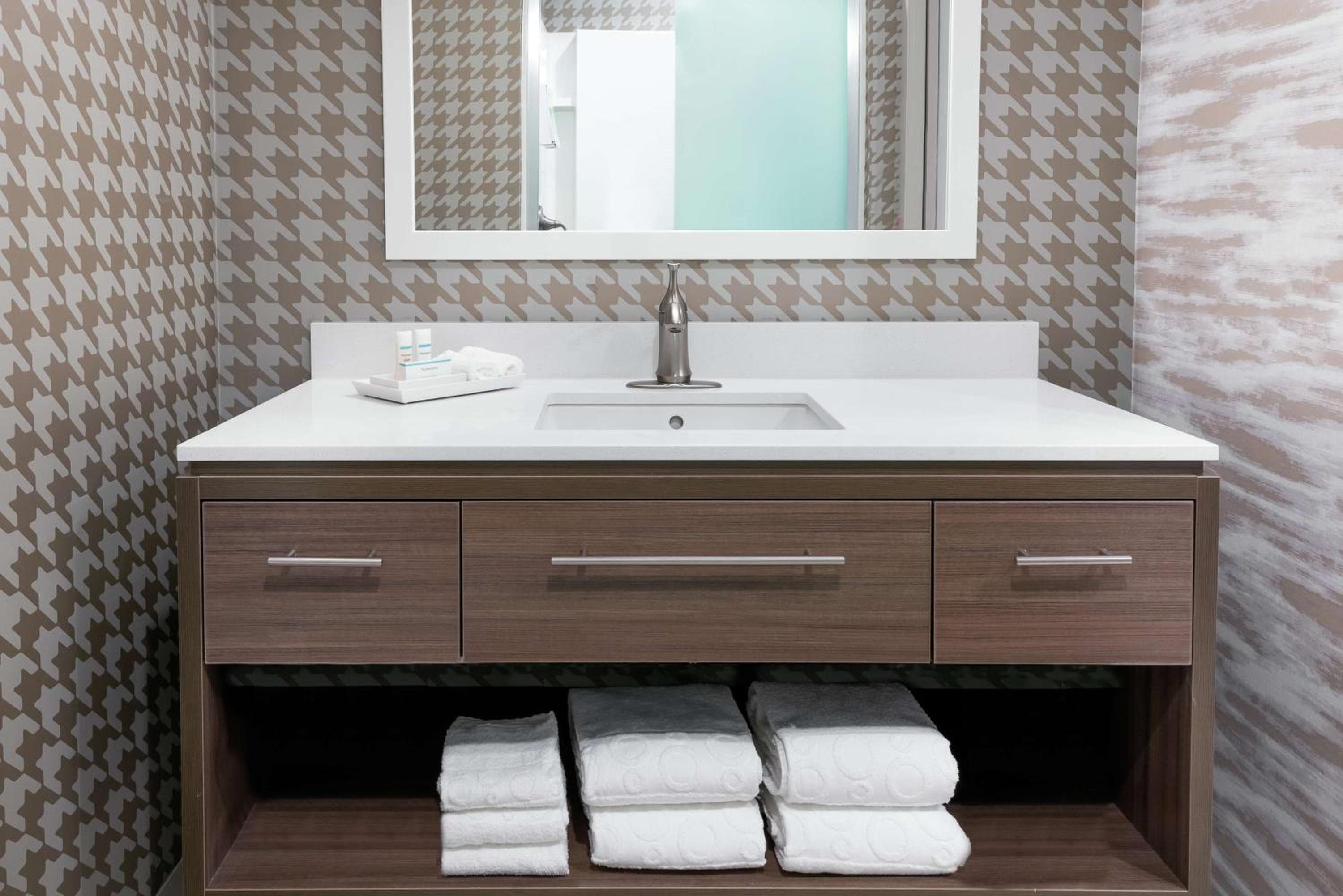 Home2 Suites By Hilton Orlando vicino all'UCF — 26