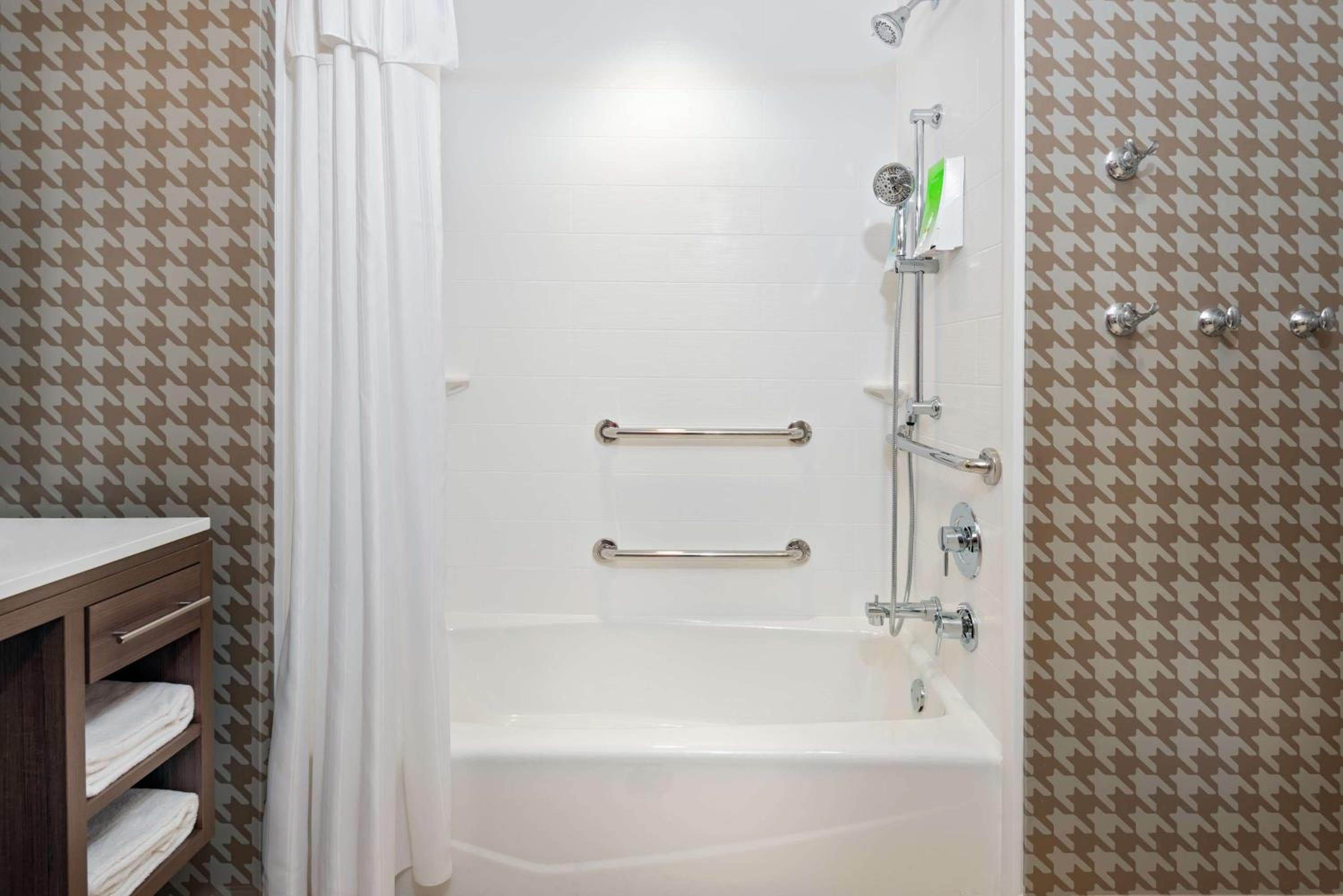 Home2 Suites By Hilton Orlando cerca de Universal — 10