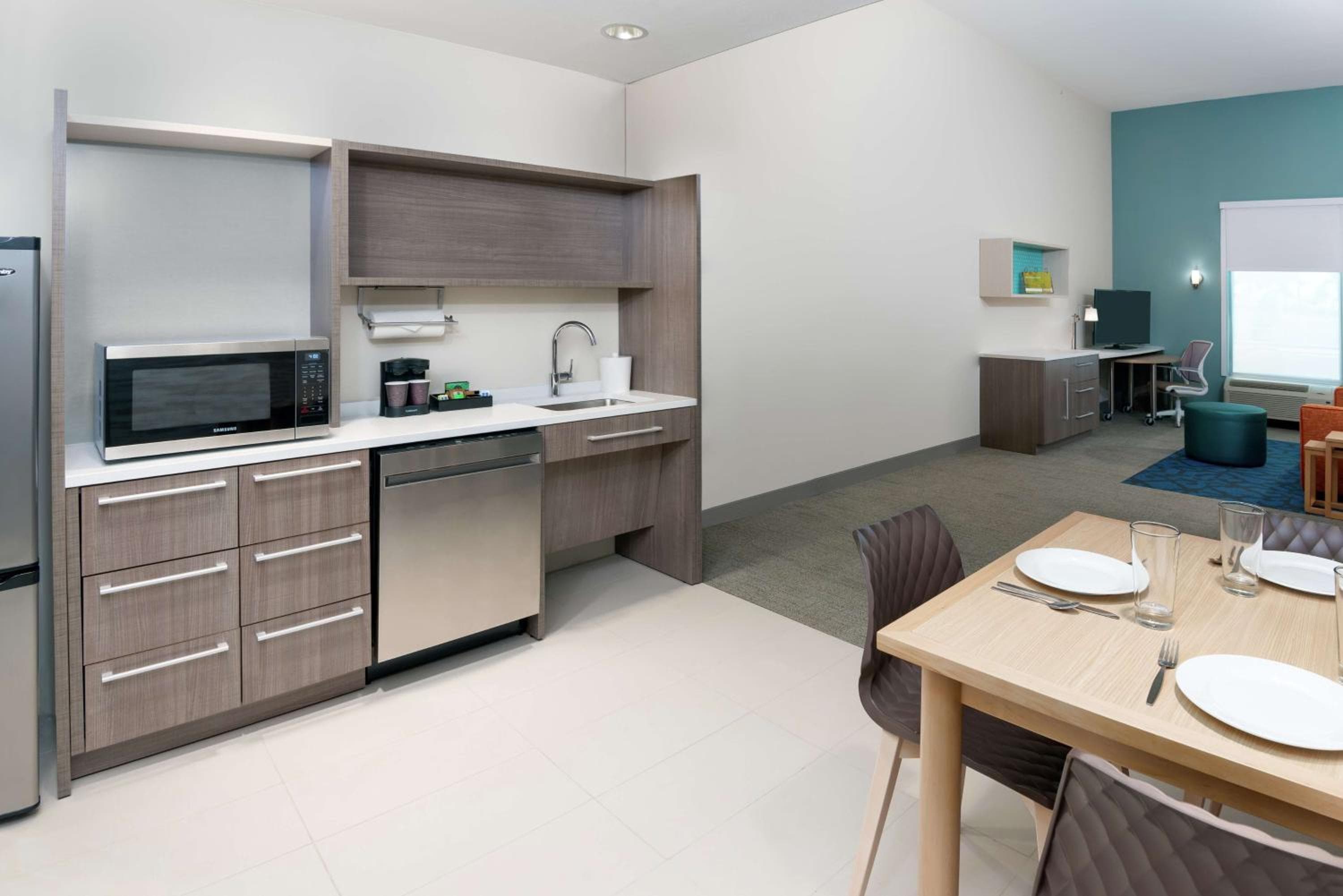 Home2 Suites By Hilton Orlando cerca de Universal — 15