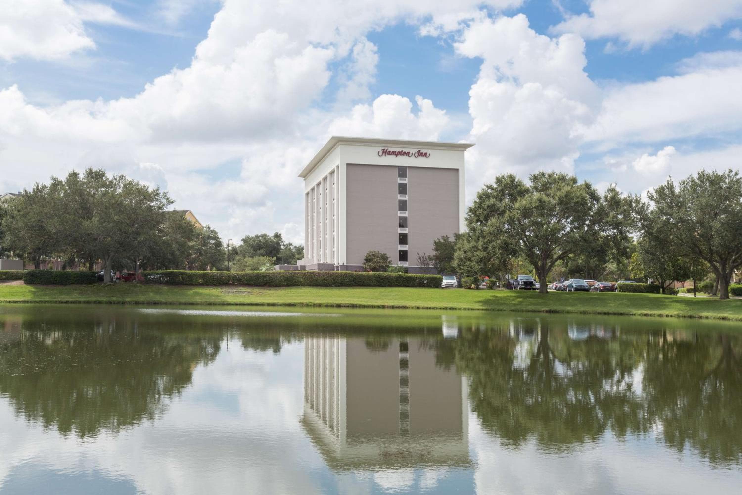 Hampton Inn Orlando-International Airport — 3