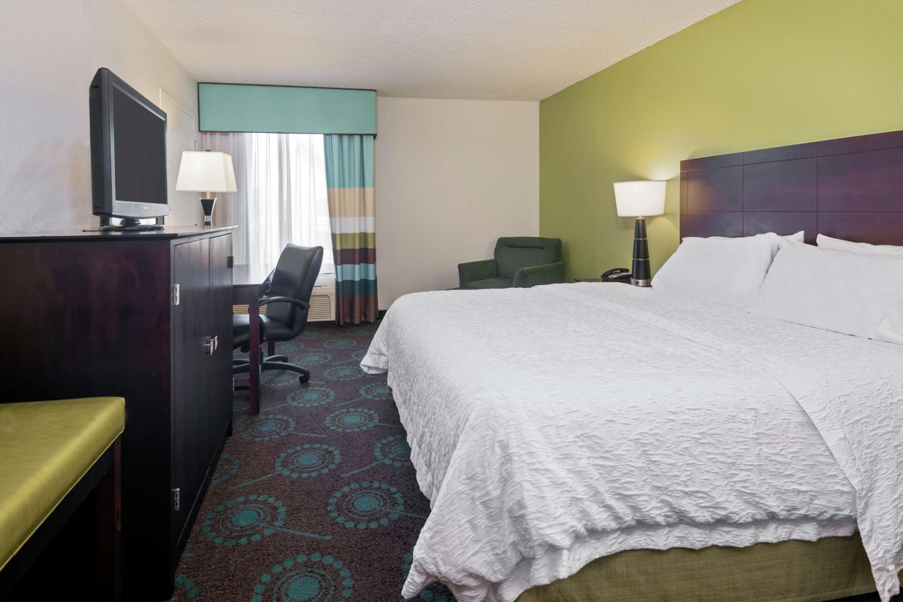 Hampton Inn Orlando-International Airport — 26