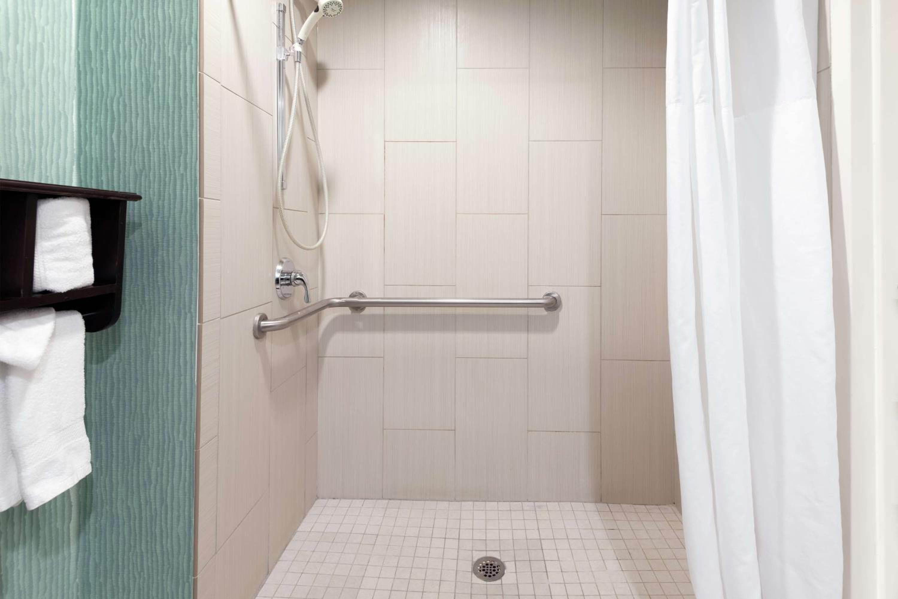 Hampton Inn Orlando-International Airport — 25