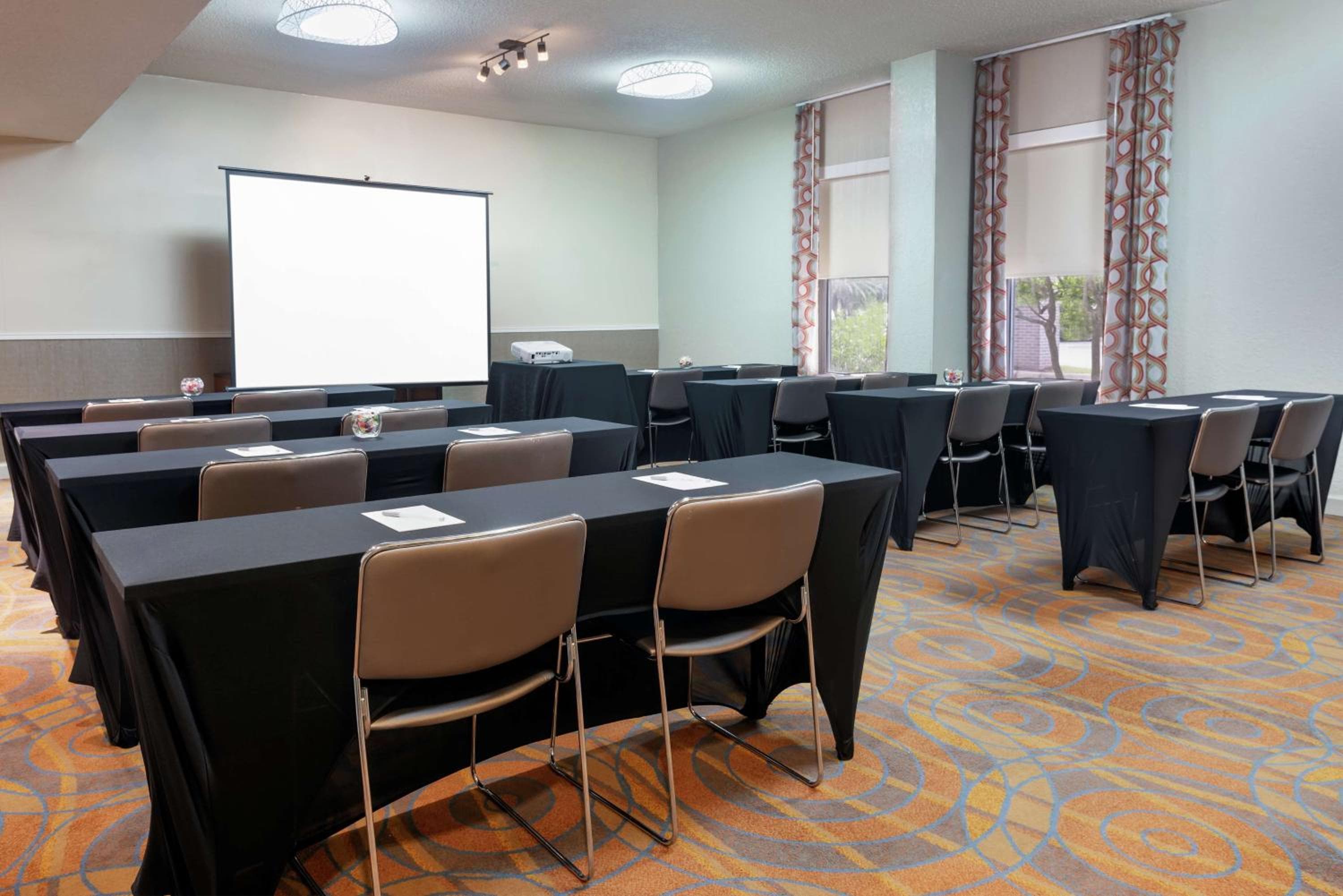 Hampton Inn Orlando-International Airport — 30