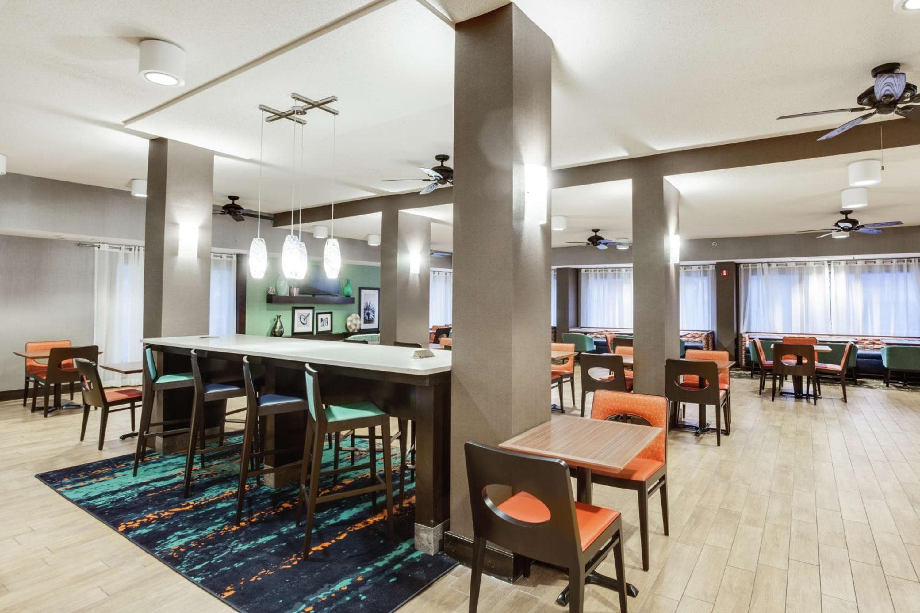 Hampton Inn Orlando-Convention Center International Drive Area — 5