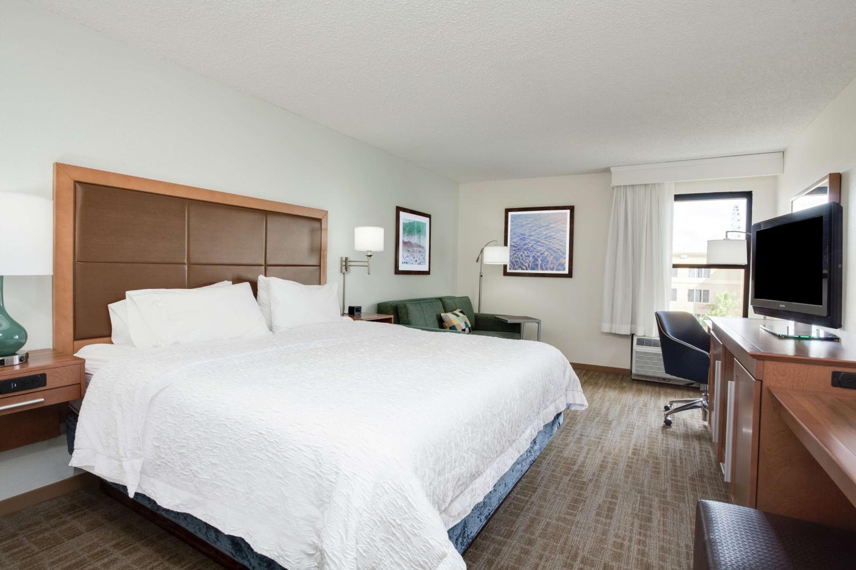 Hampton Inn Orlando-Convention Center International Drive Area — 12