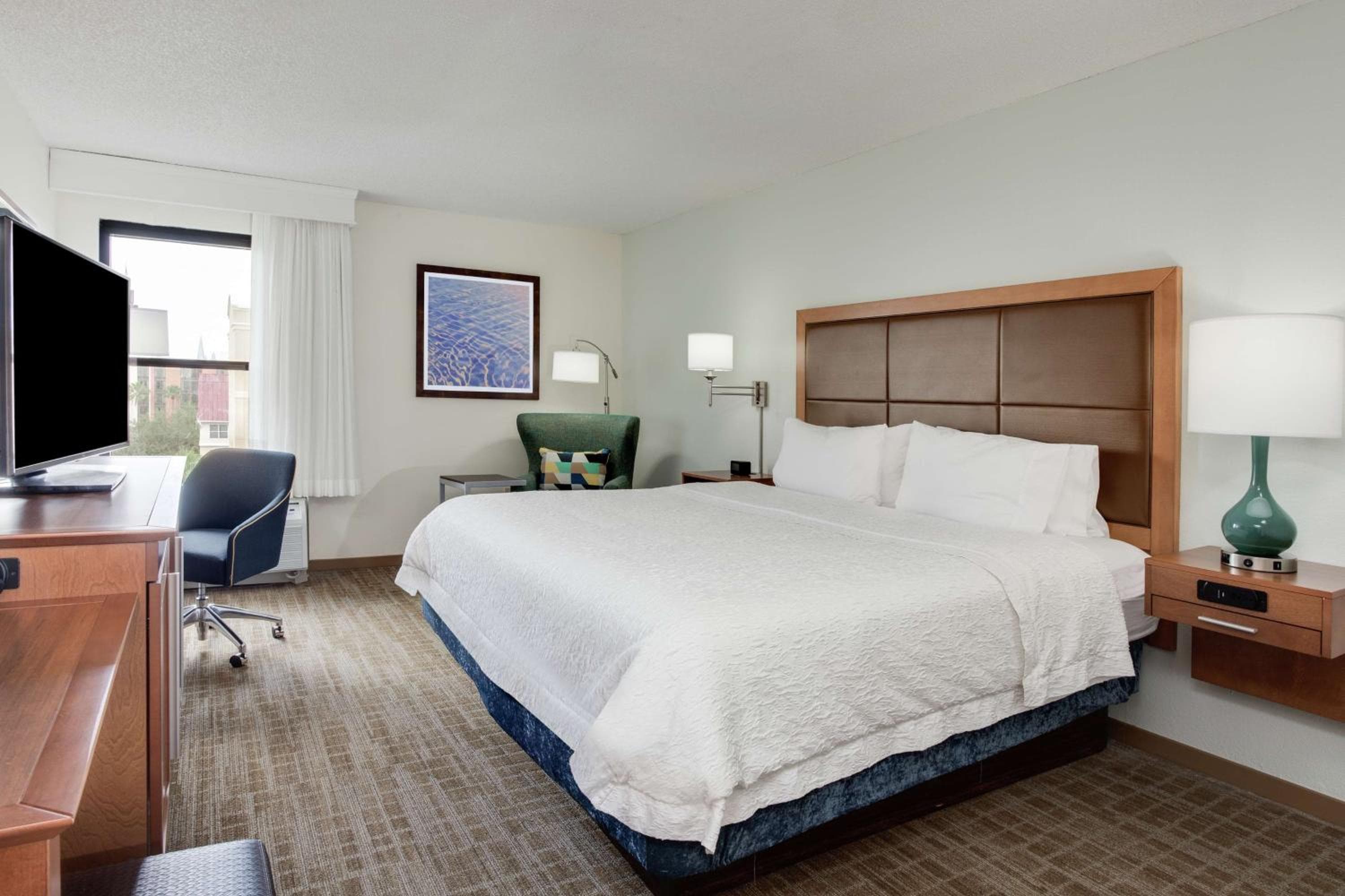 Hampton Inn Orlando-Convention Center International Drive Area — 13
