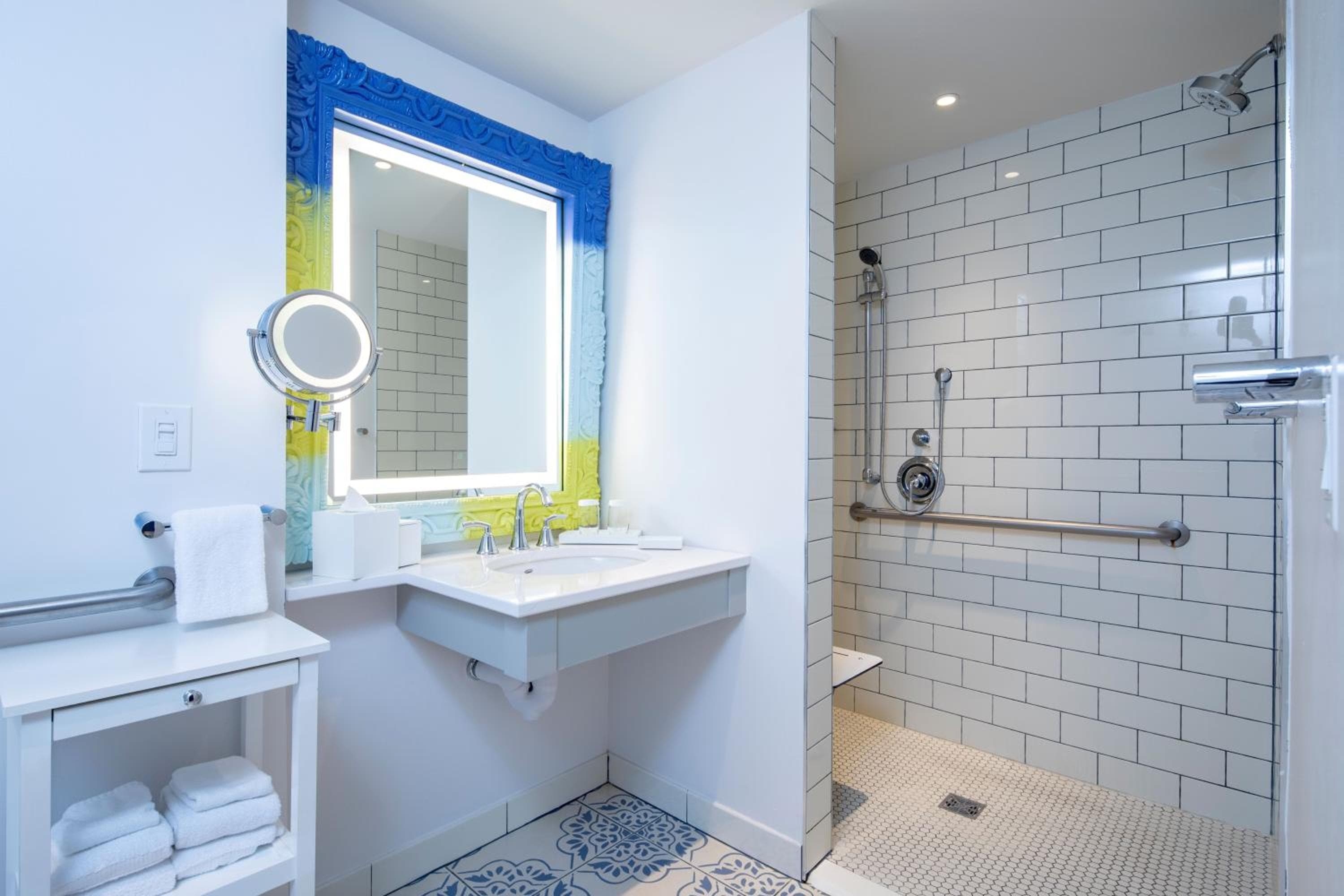 Universal's Loews Sapphire Falls Resort — 23