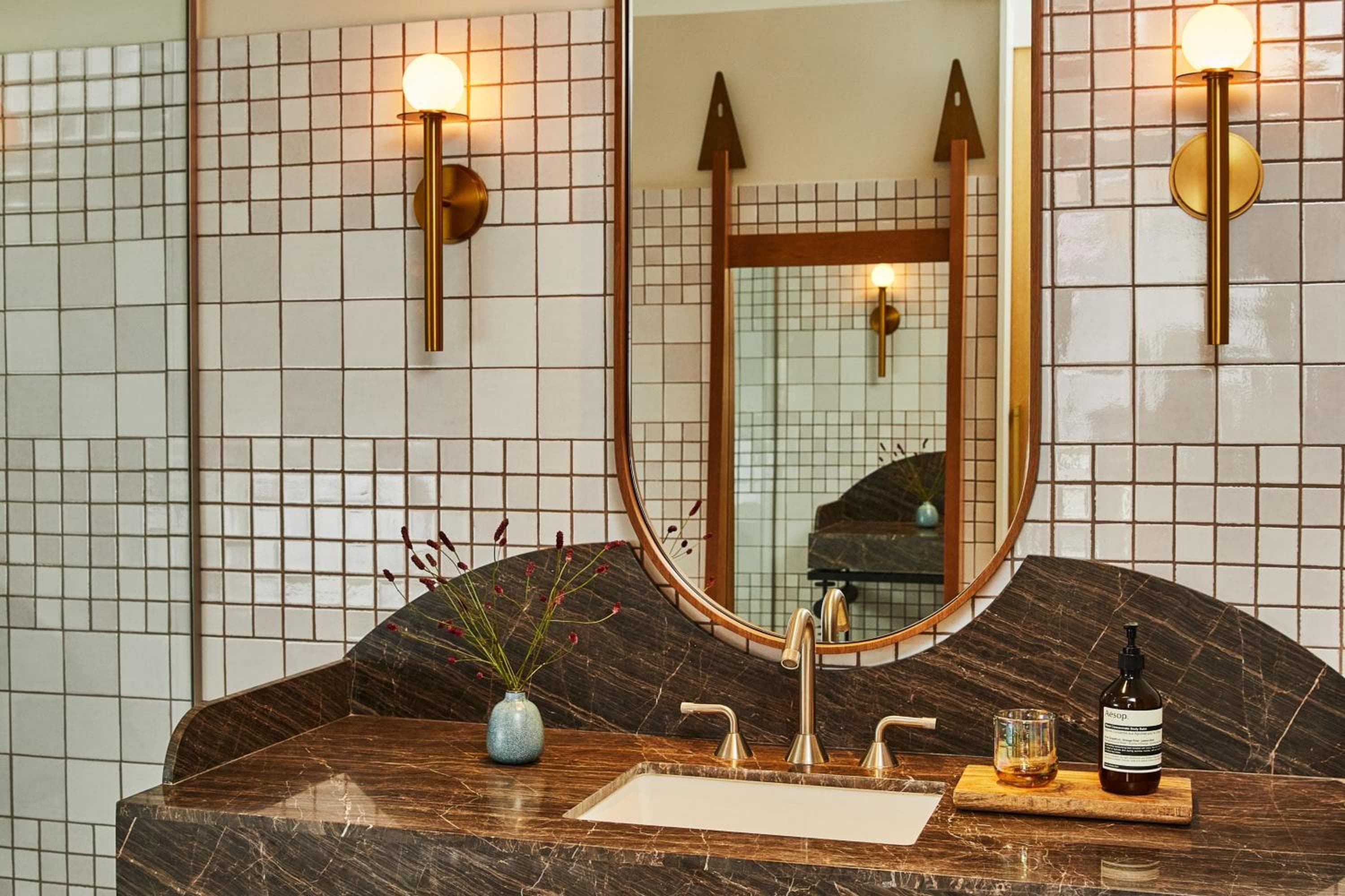 Downtown Los Angeles Proper Hotel, a Member of Design Hotels — 25