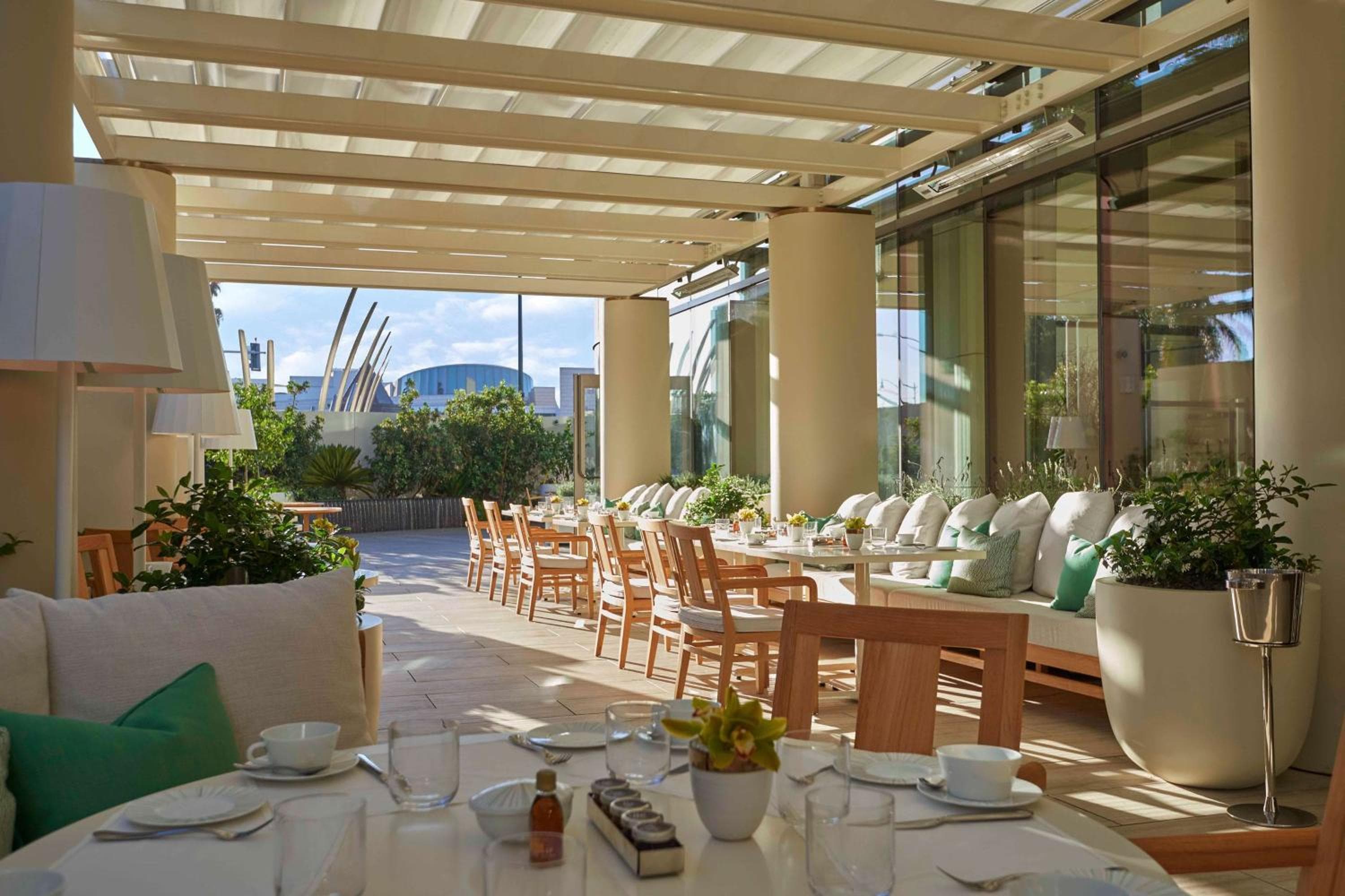 Waldorf Astoria Beverly Hills — 6