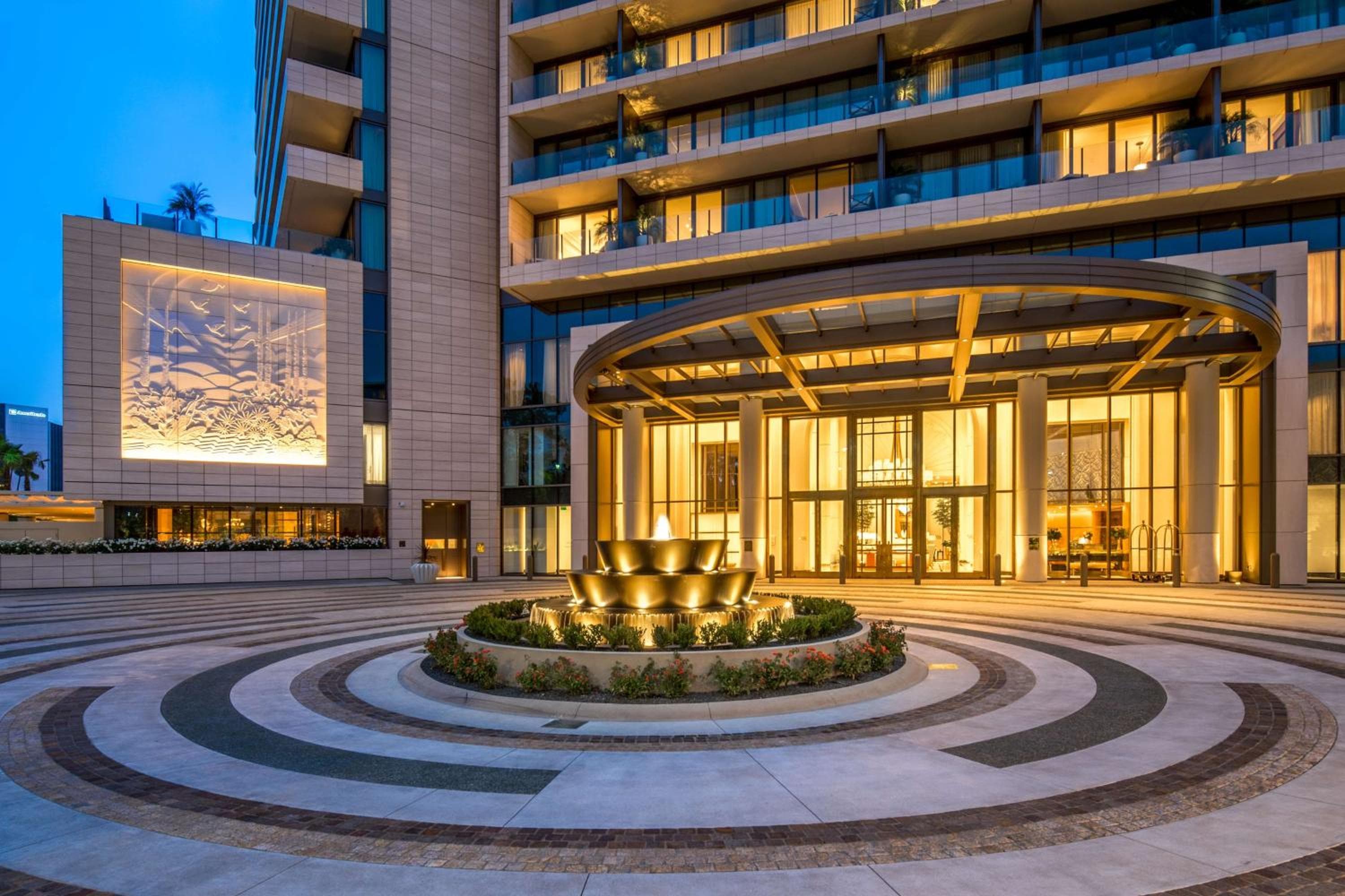 Waldorf Astoria Beverly Hills — 8