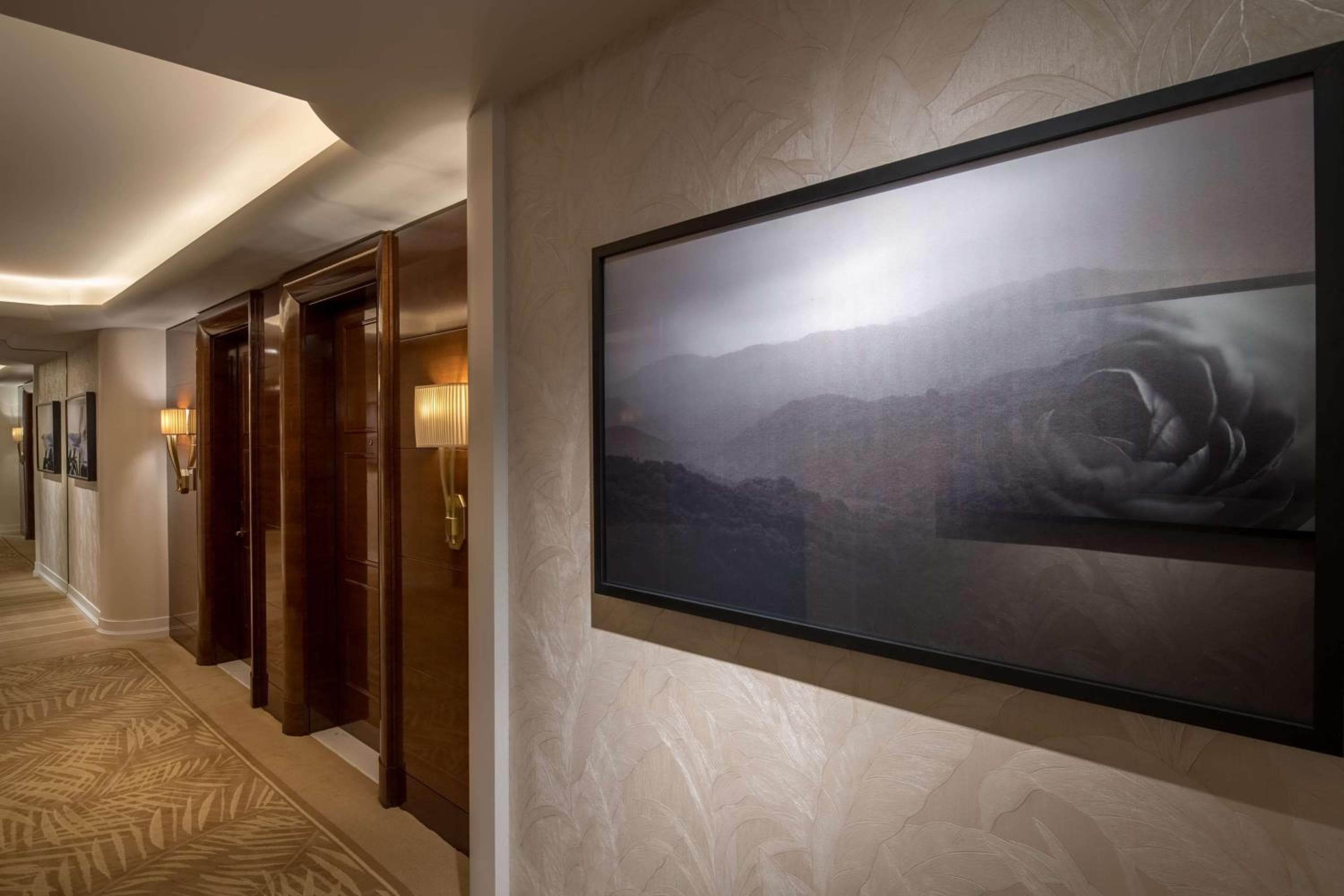 Waldorf Astoria Beverly Hills — 14