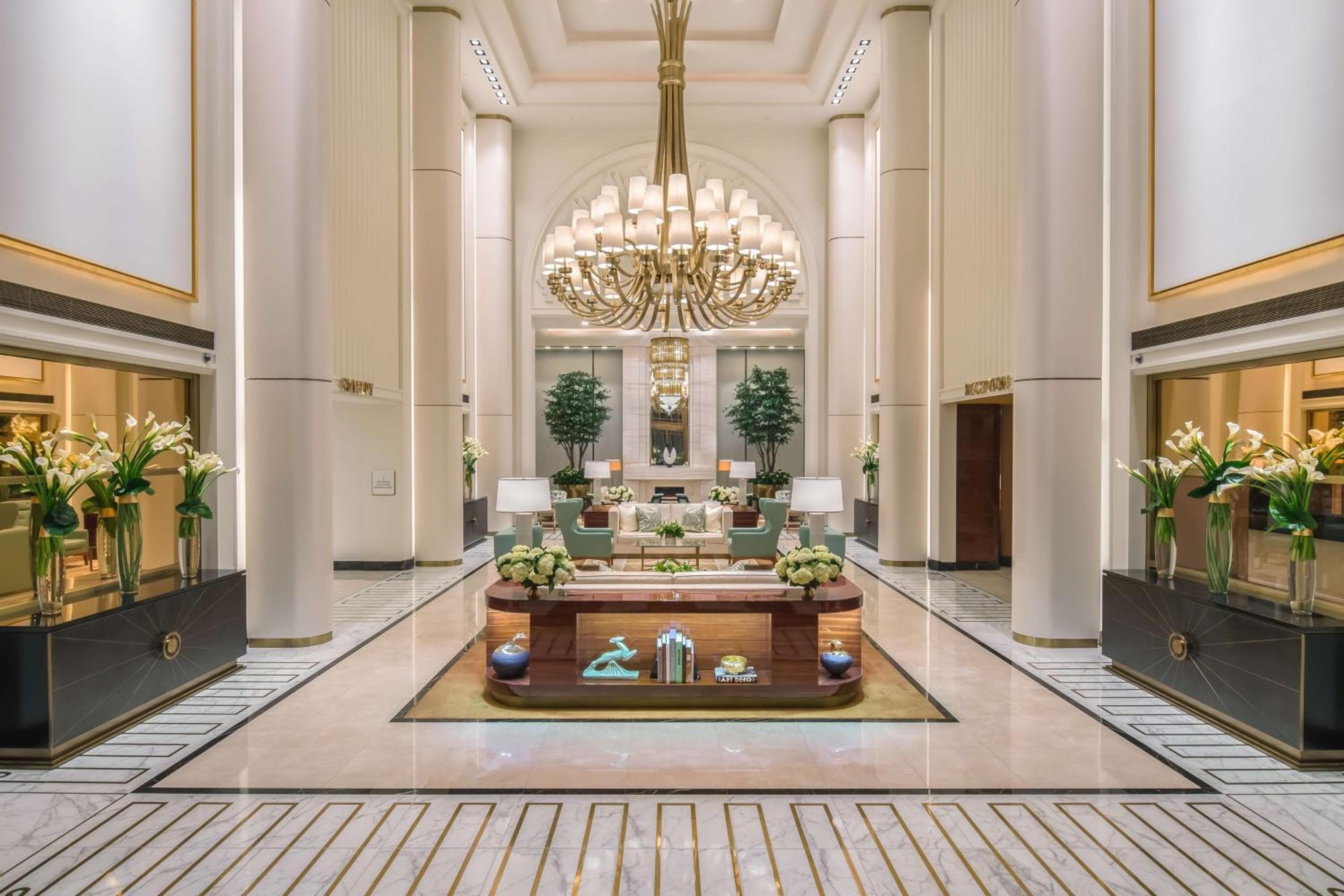 Waldorf Astoria Beverly Hills — 16