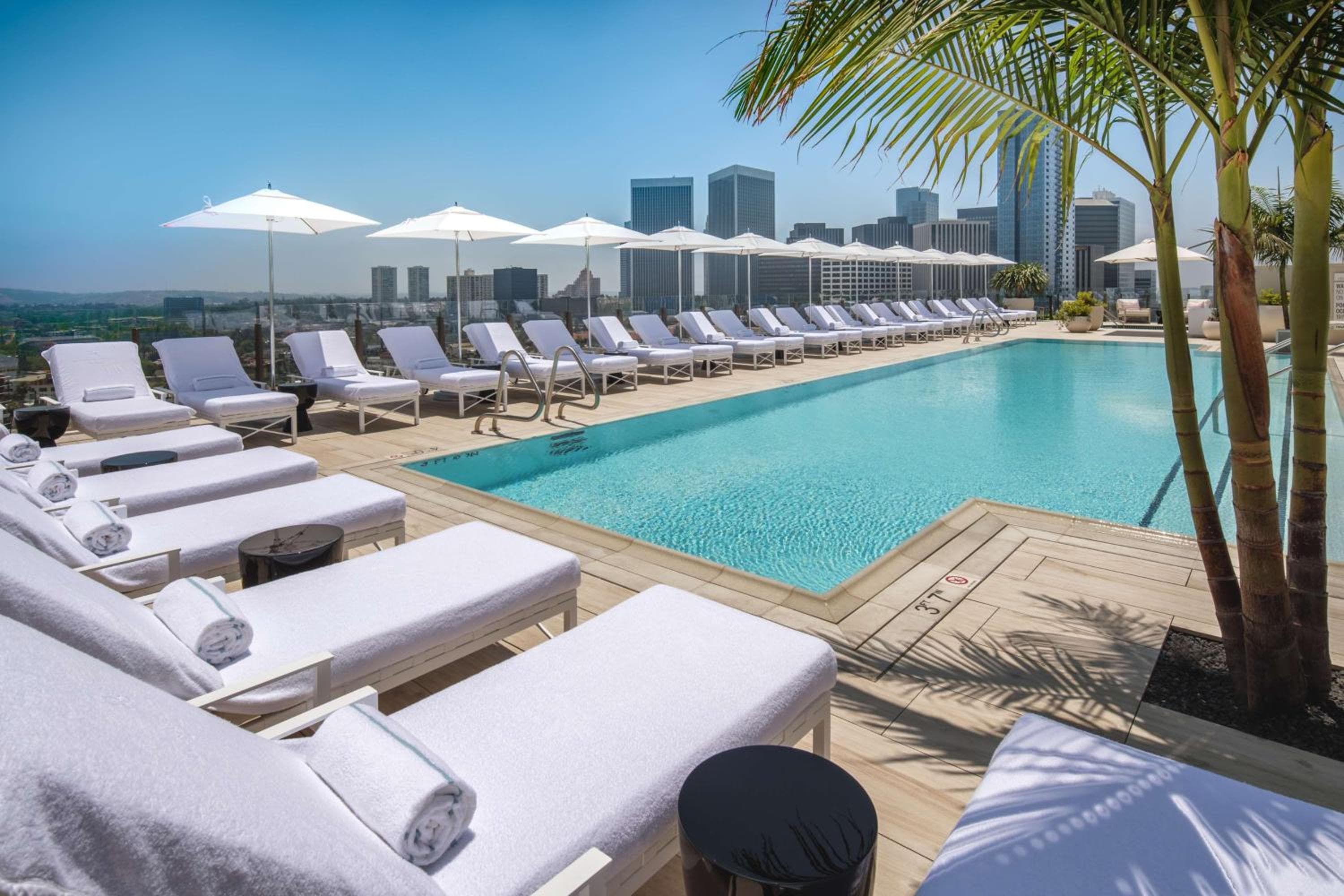 Waldorf Astoria Beverly Hills — 20
