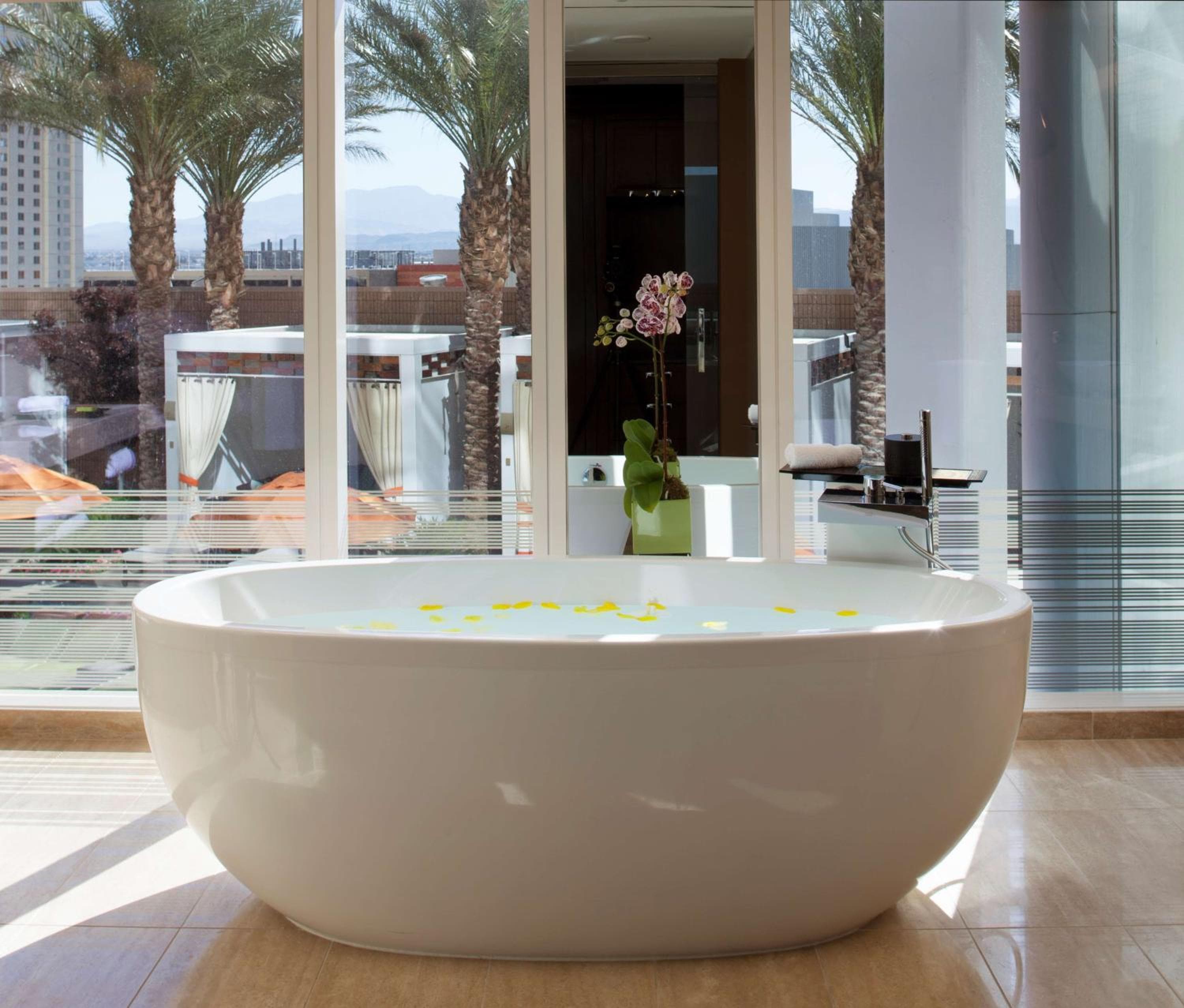 Waldorf Astoria Las Vegas — 24