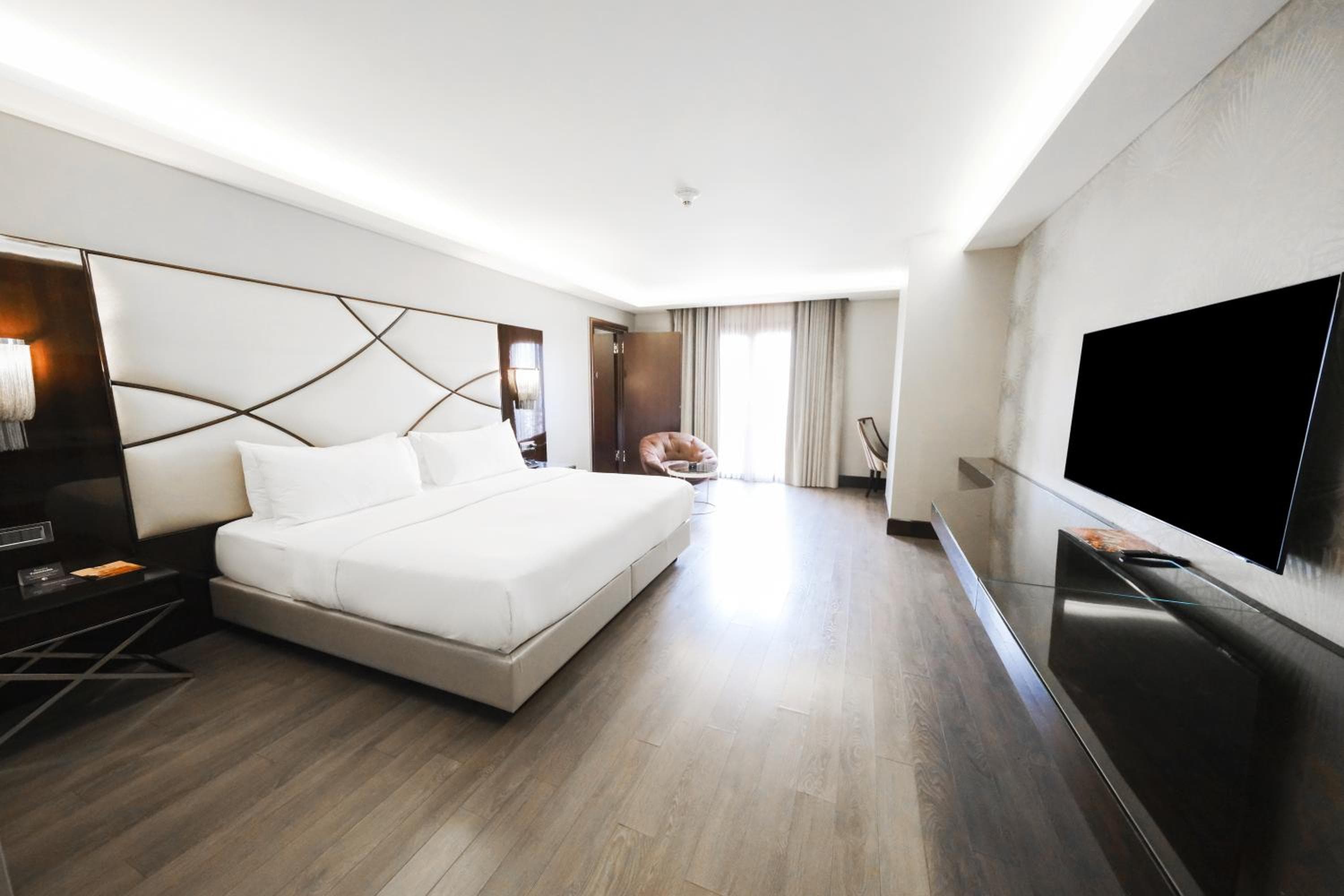 DoubleTree by Hilton Istanbul Gayrettepe — 23