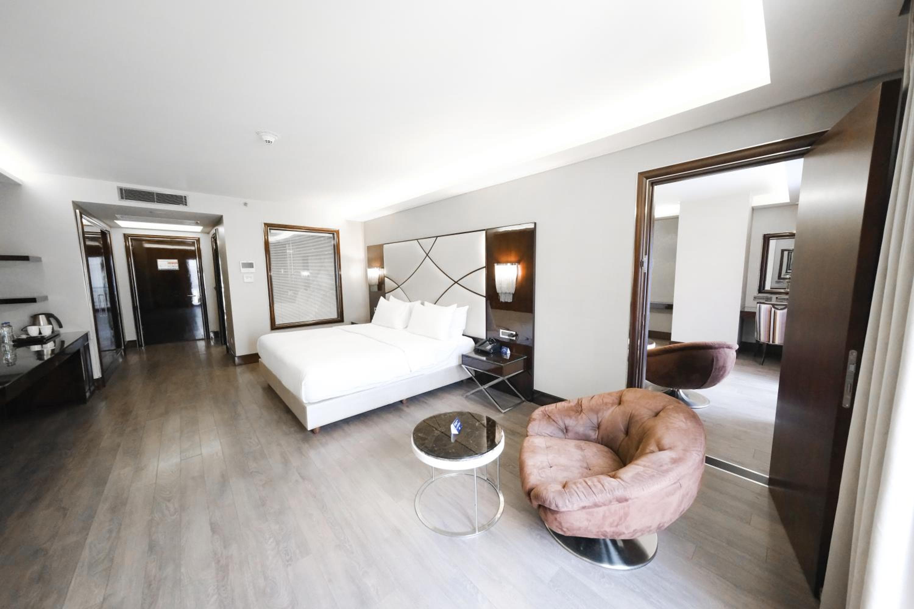 DoubleTree by Hilton Istanbul Gayrettepe — 29