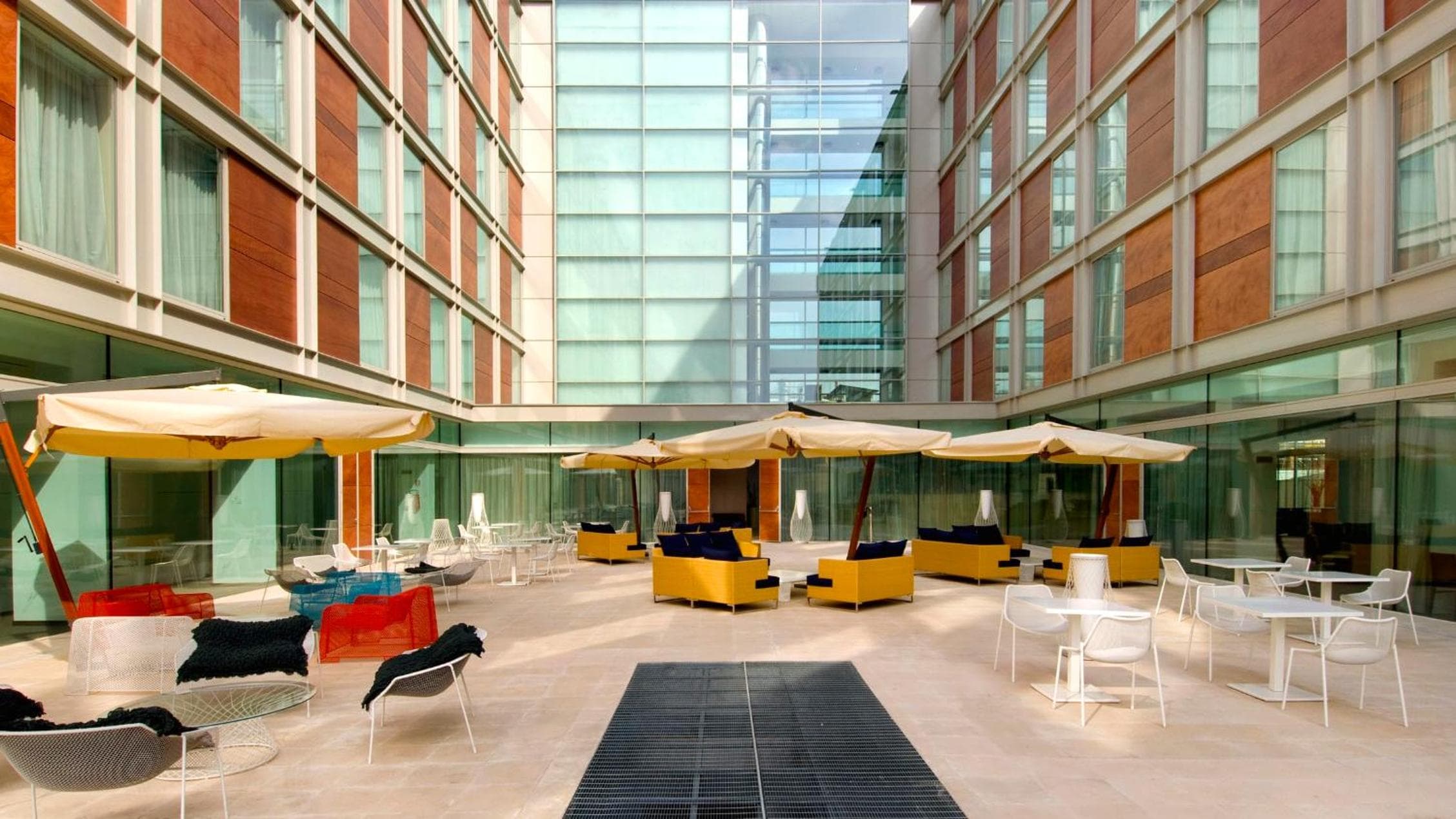 DoubleTree By Hilton Mailand — 25