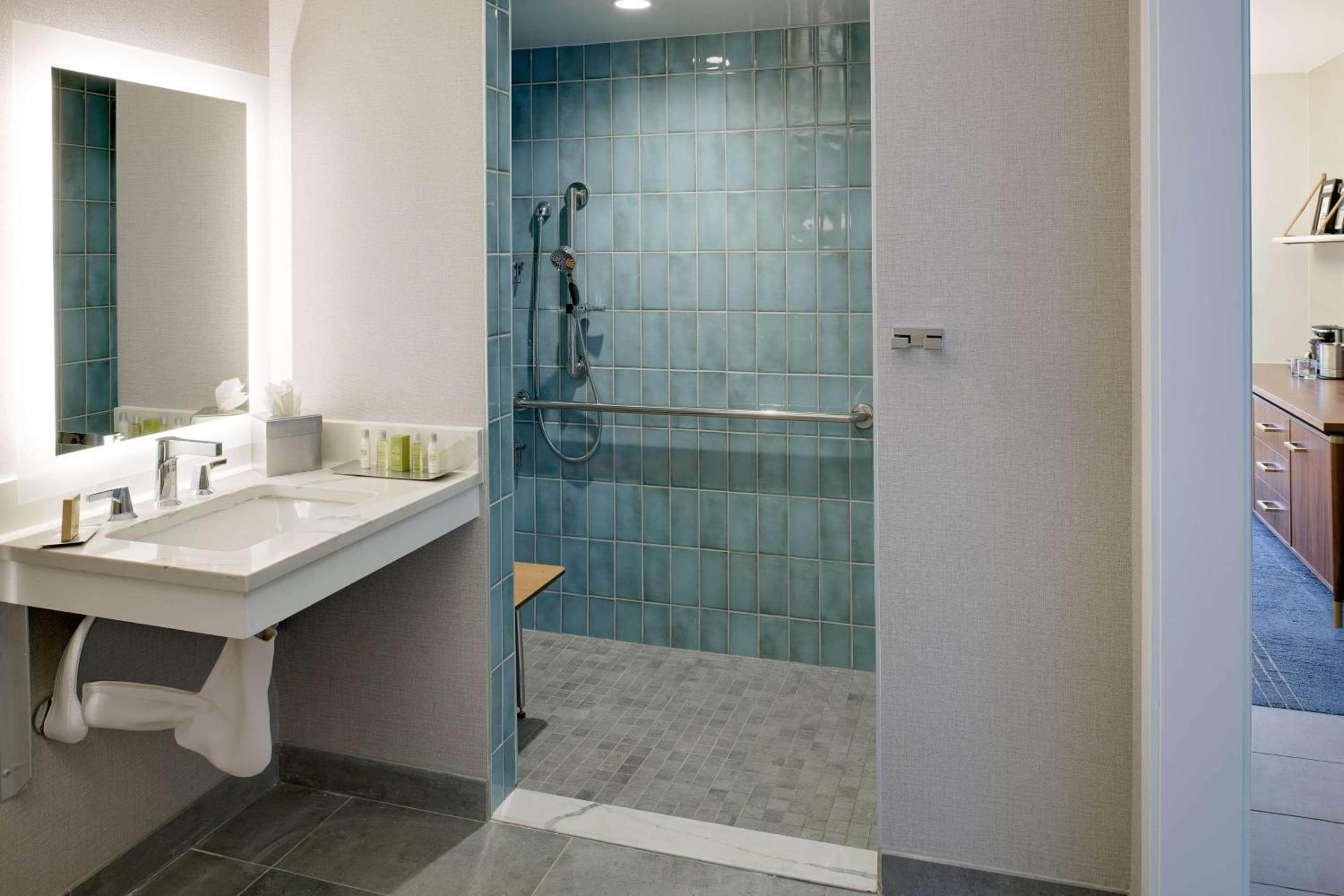 Hilton Los Angeles-Culver City, CA — 7