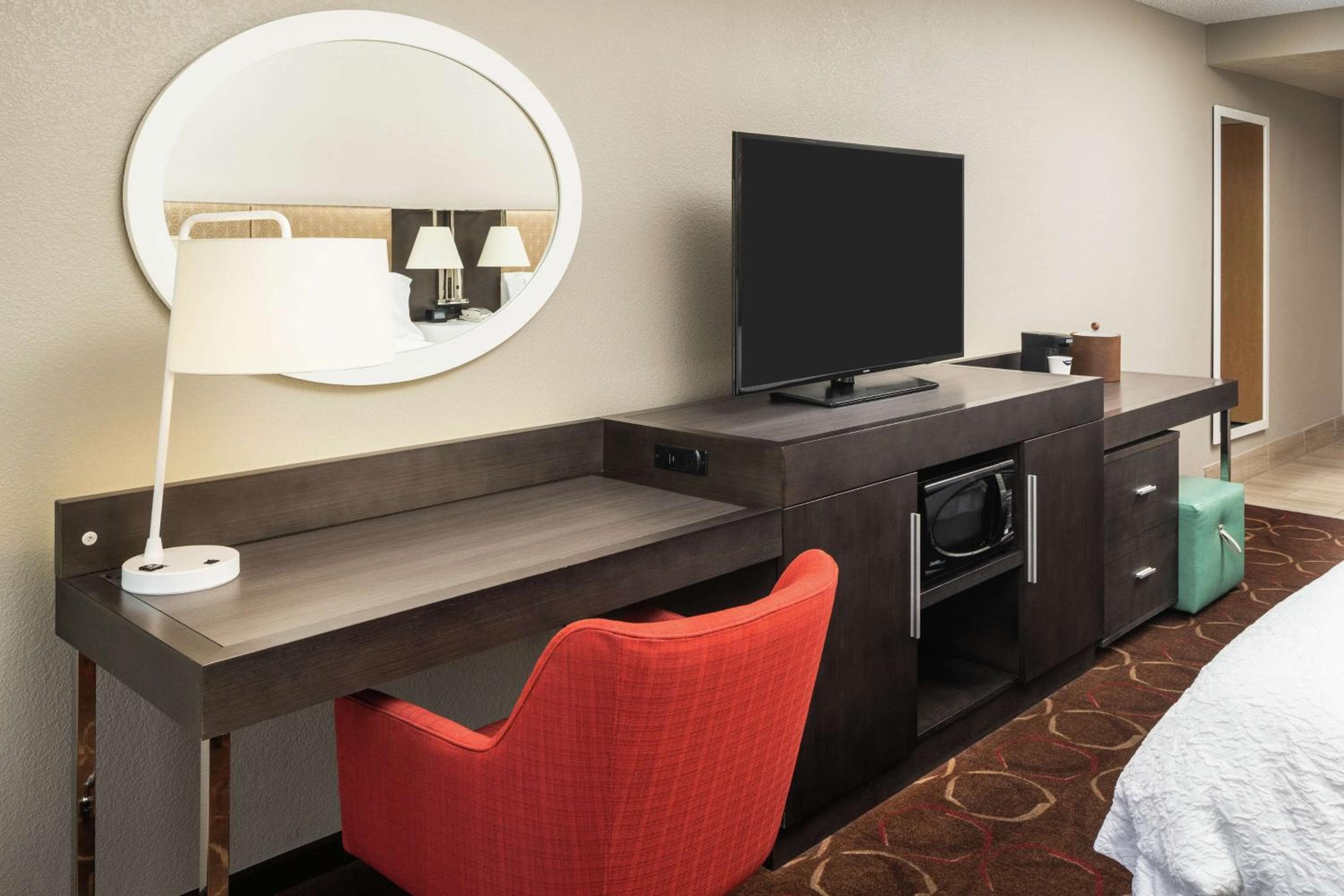 Hampton Inn Tropicana — 27