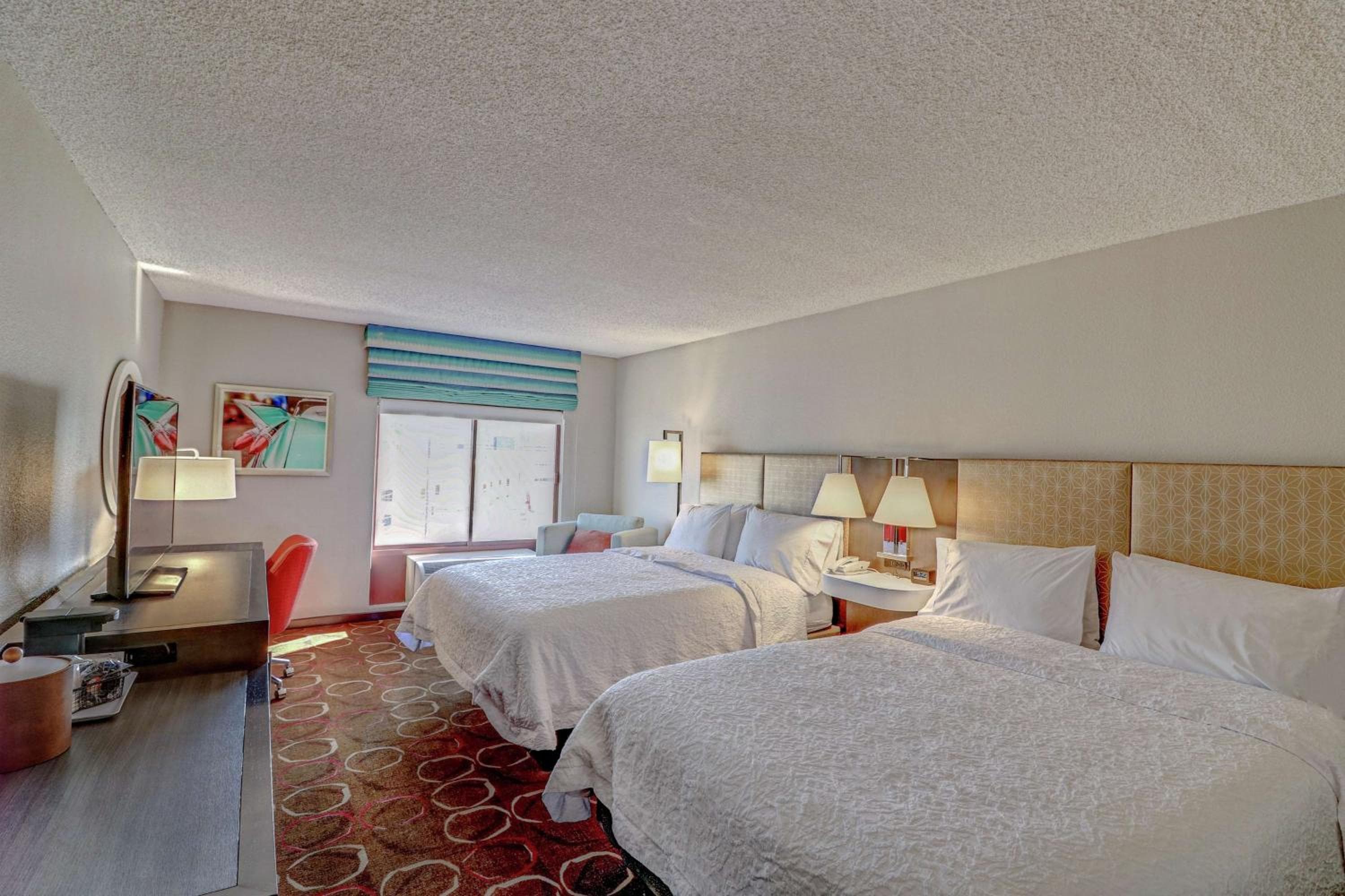 Hampton Inn Tropicana — 21