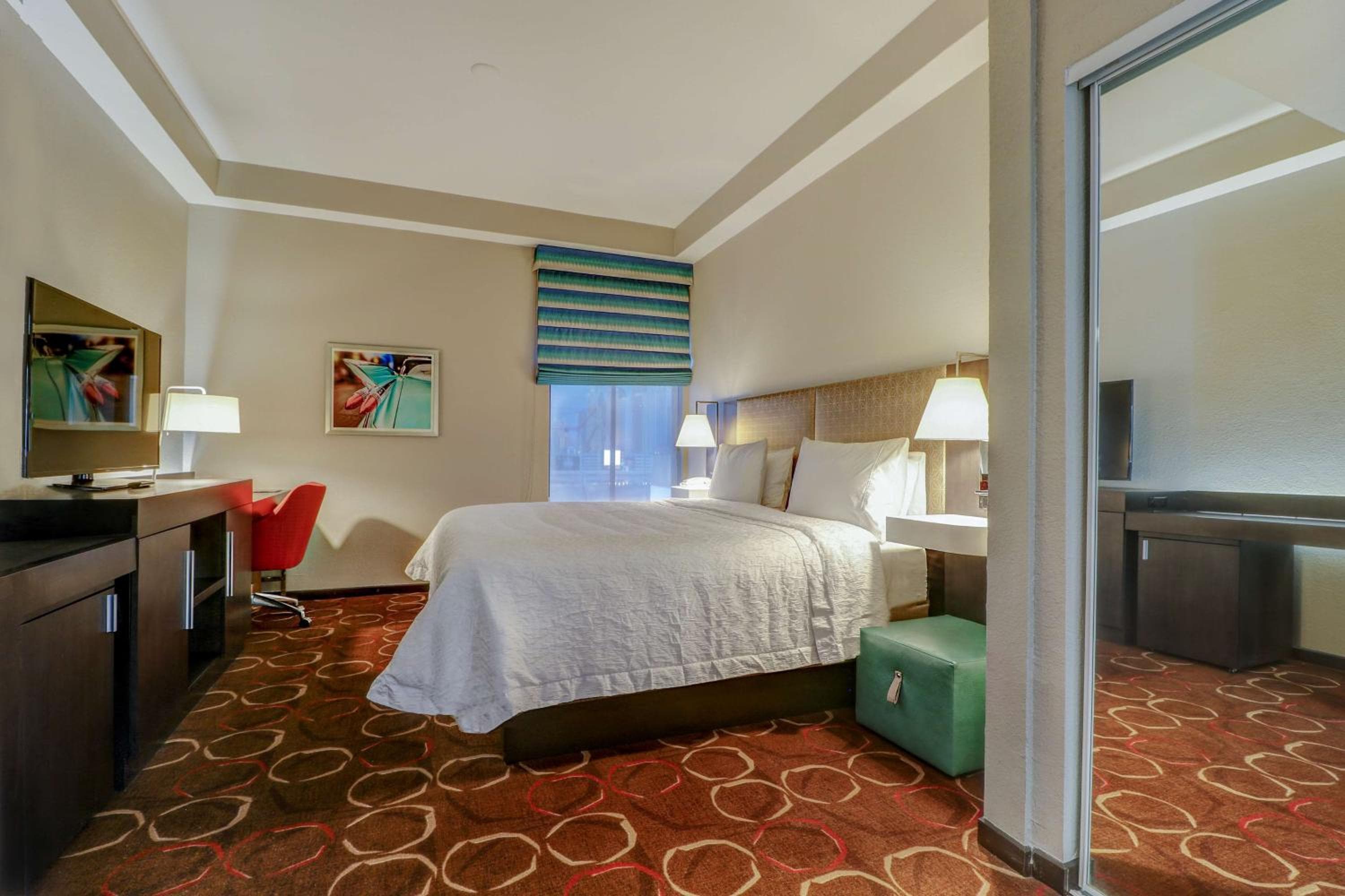 Hampton Inn Tropicana — 18