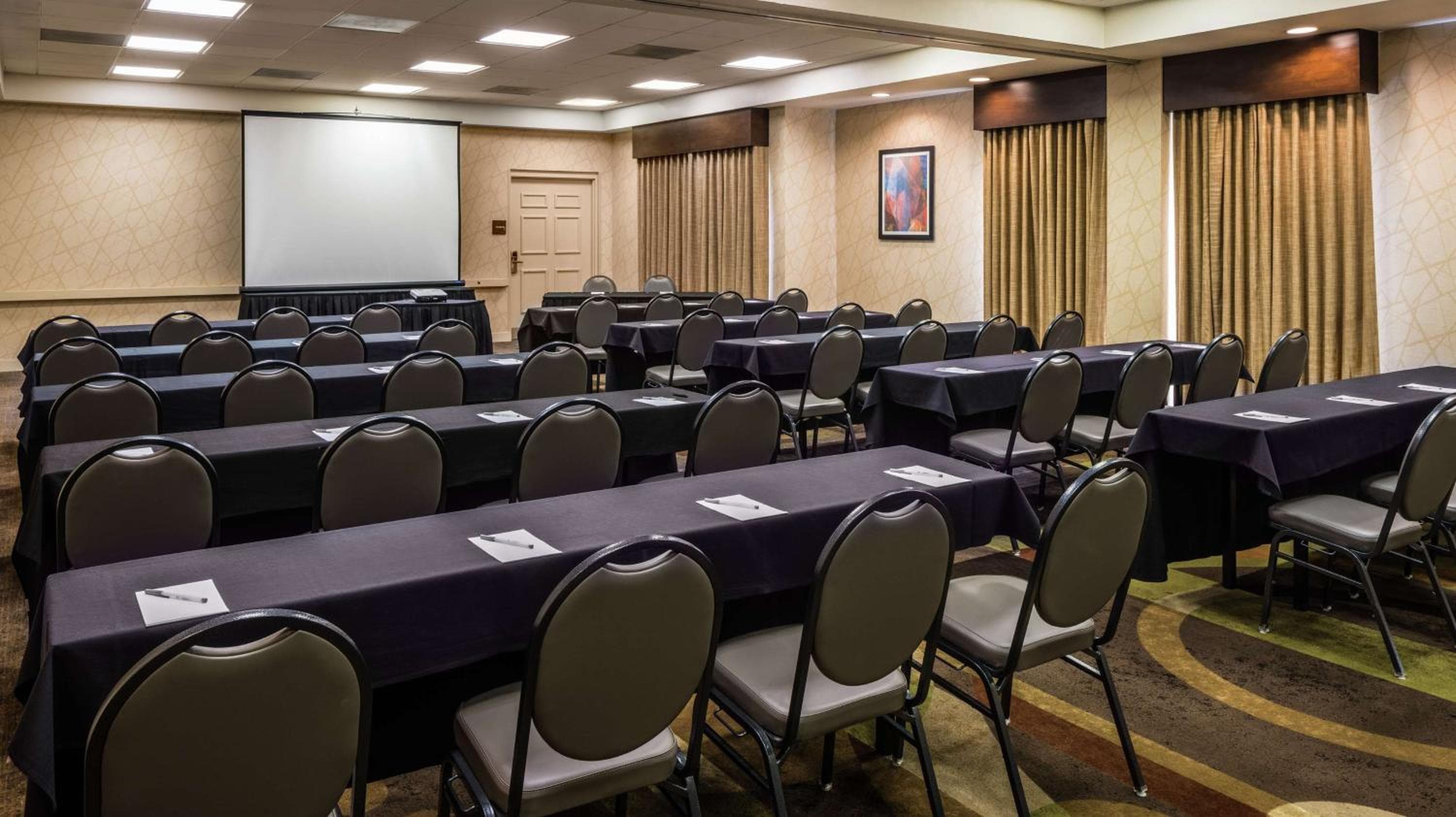 Hampton Inn Tropicana — 11