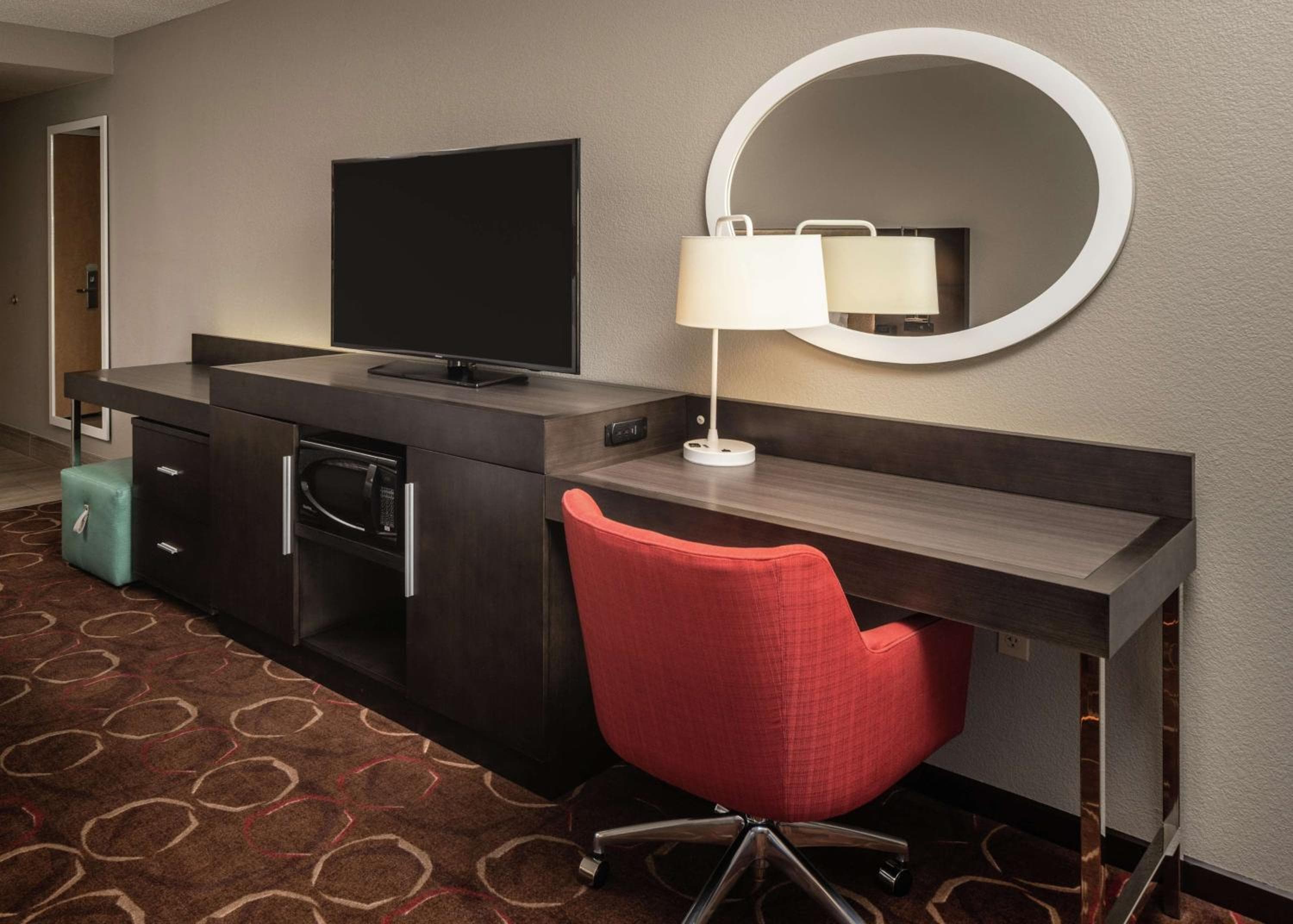 Hampton Inn Tropicana — 17