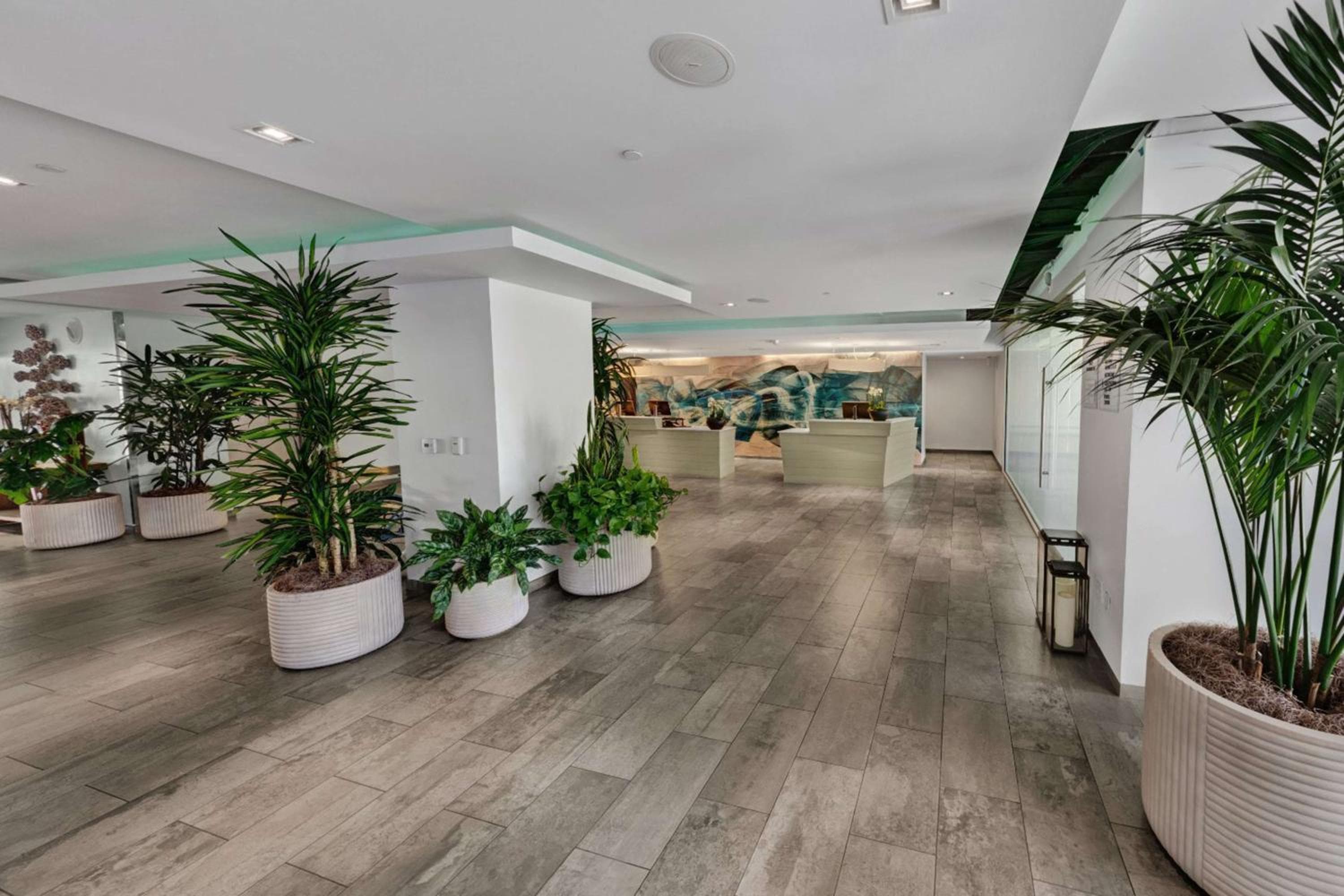 Hotel MDR Marina del Rey- un DoubleTree by Hilton — 8