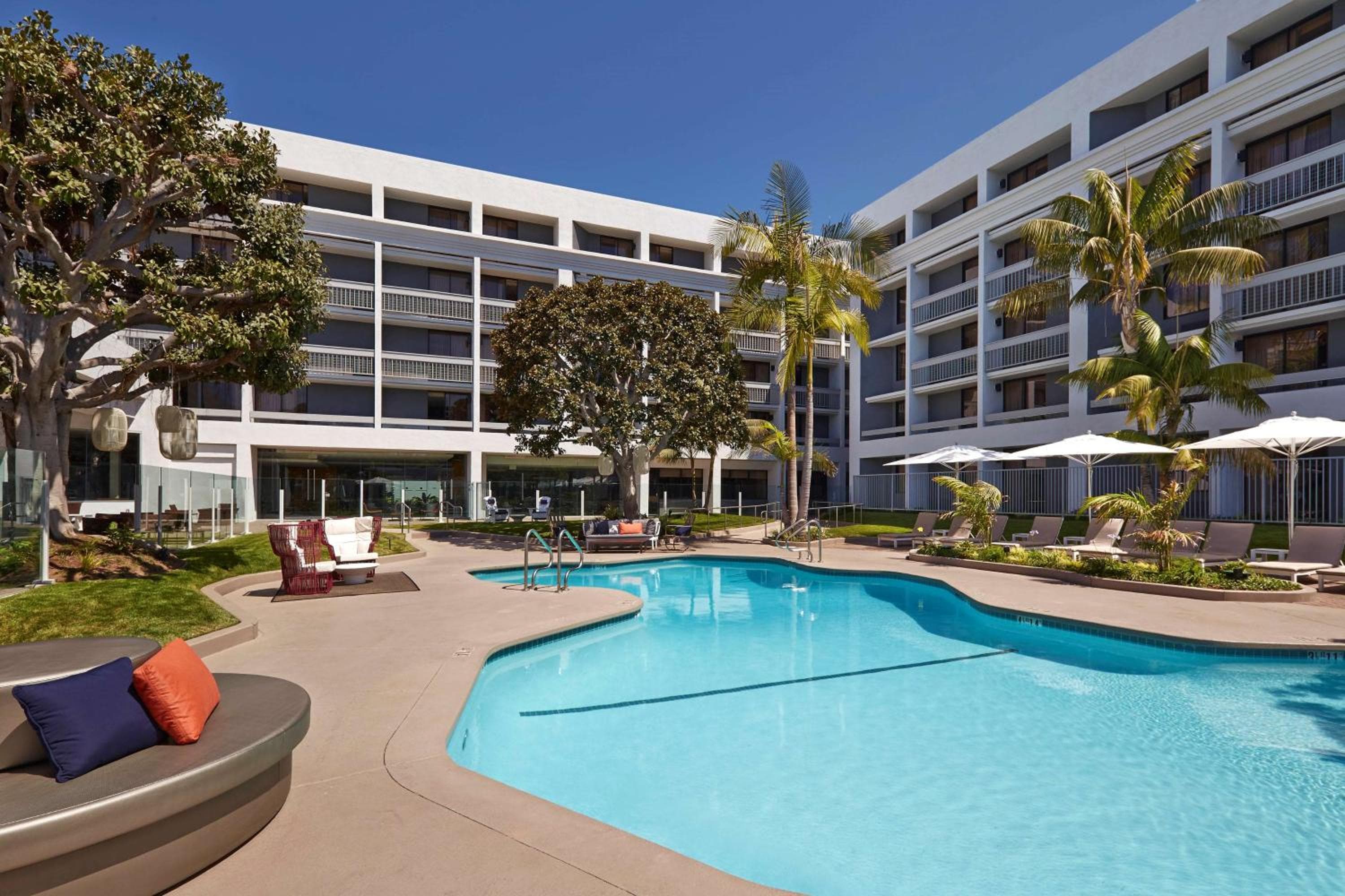 Hotel MDR Marina del Rey- un DoubleTree by Hilton — 15