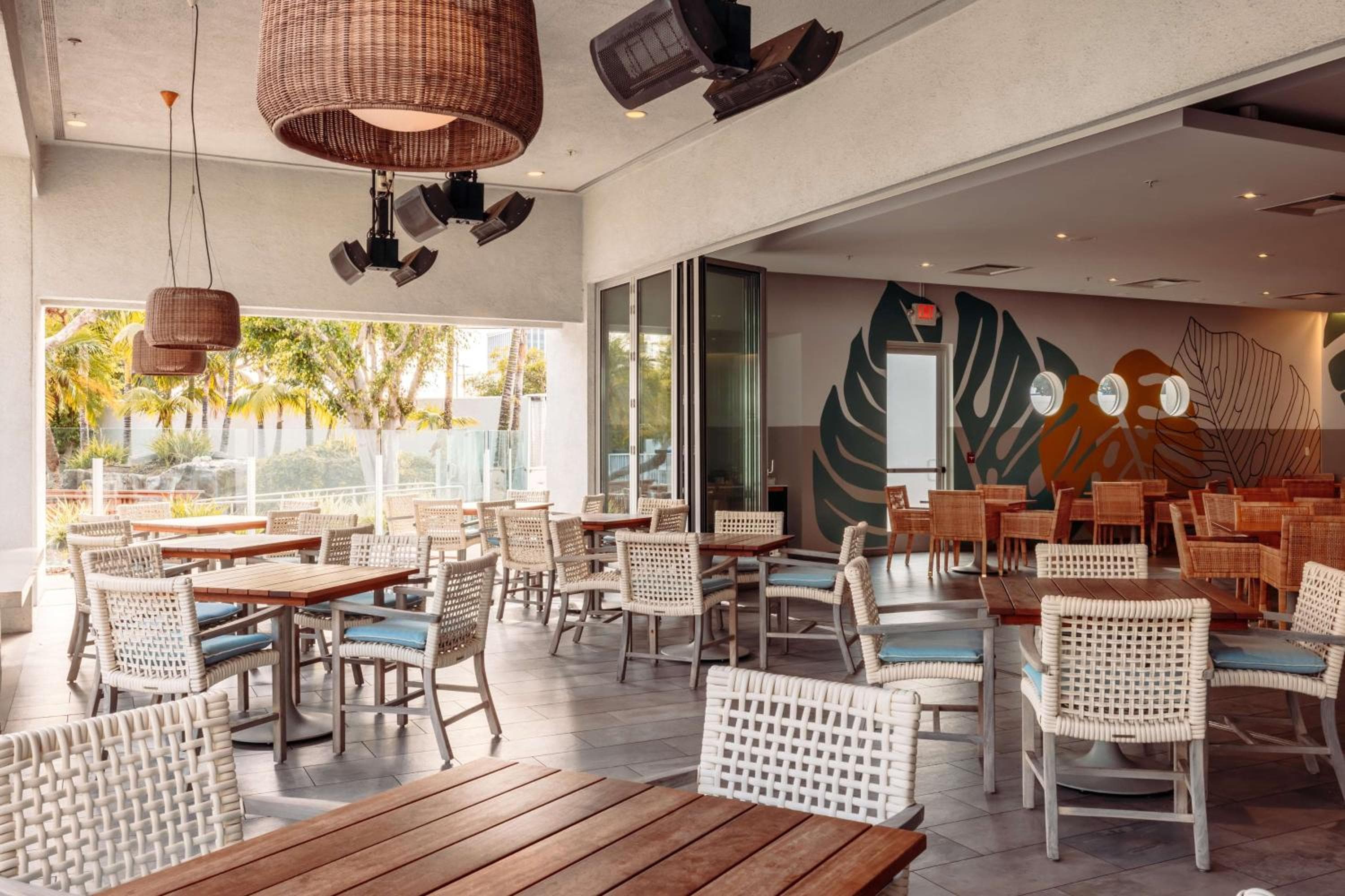 Hotel MDR Marina del Rey- un DoubleTree by Hilton — 20