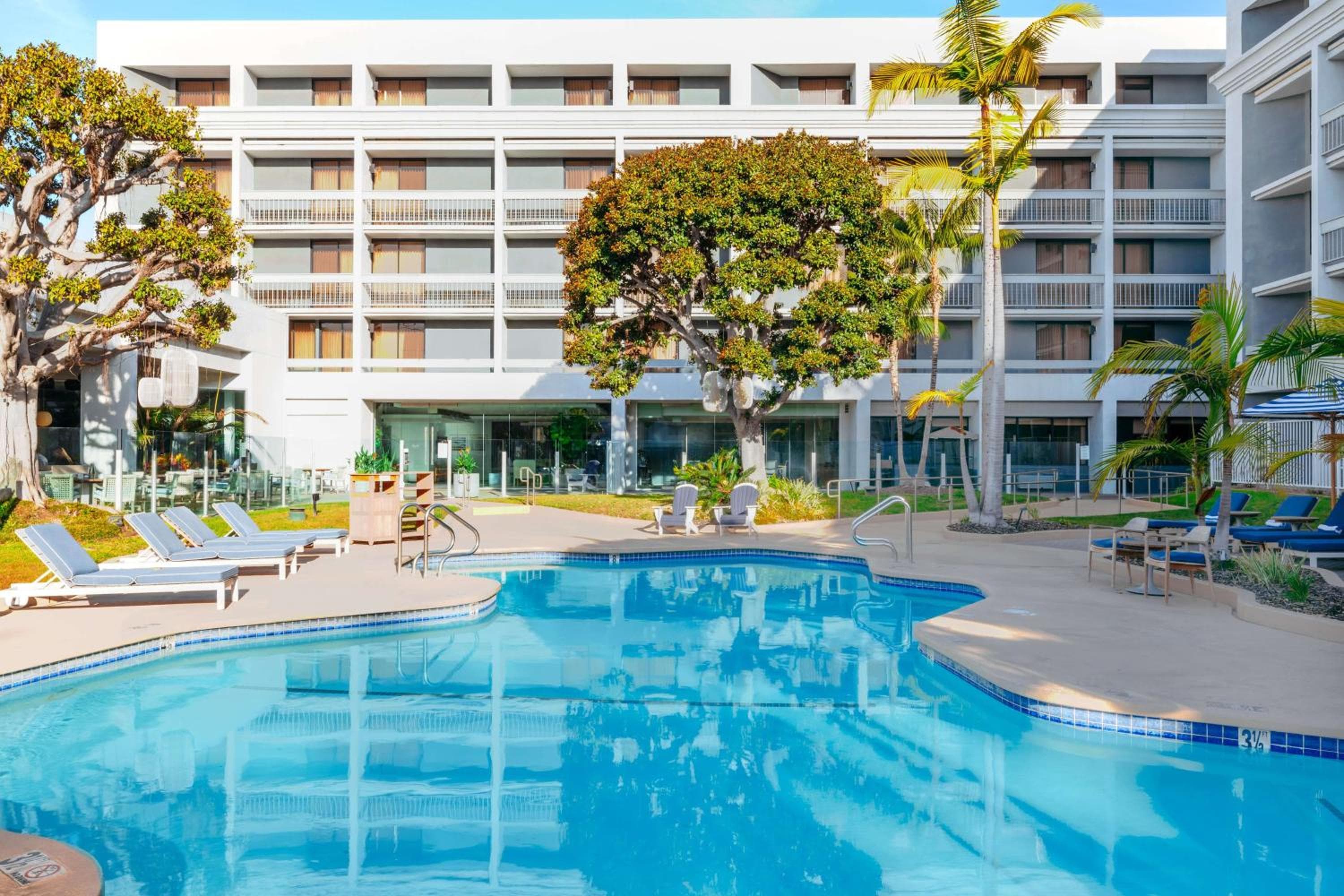 Hotel MDR Marina del Rey- un DoubleTree by Hilton — 19