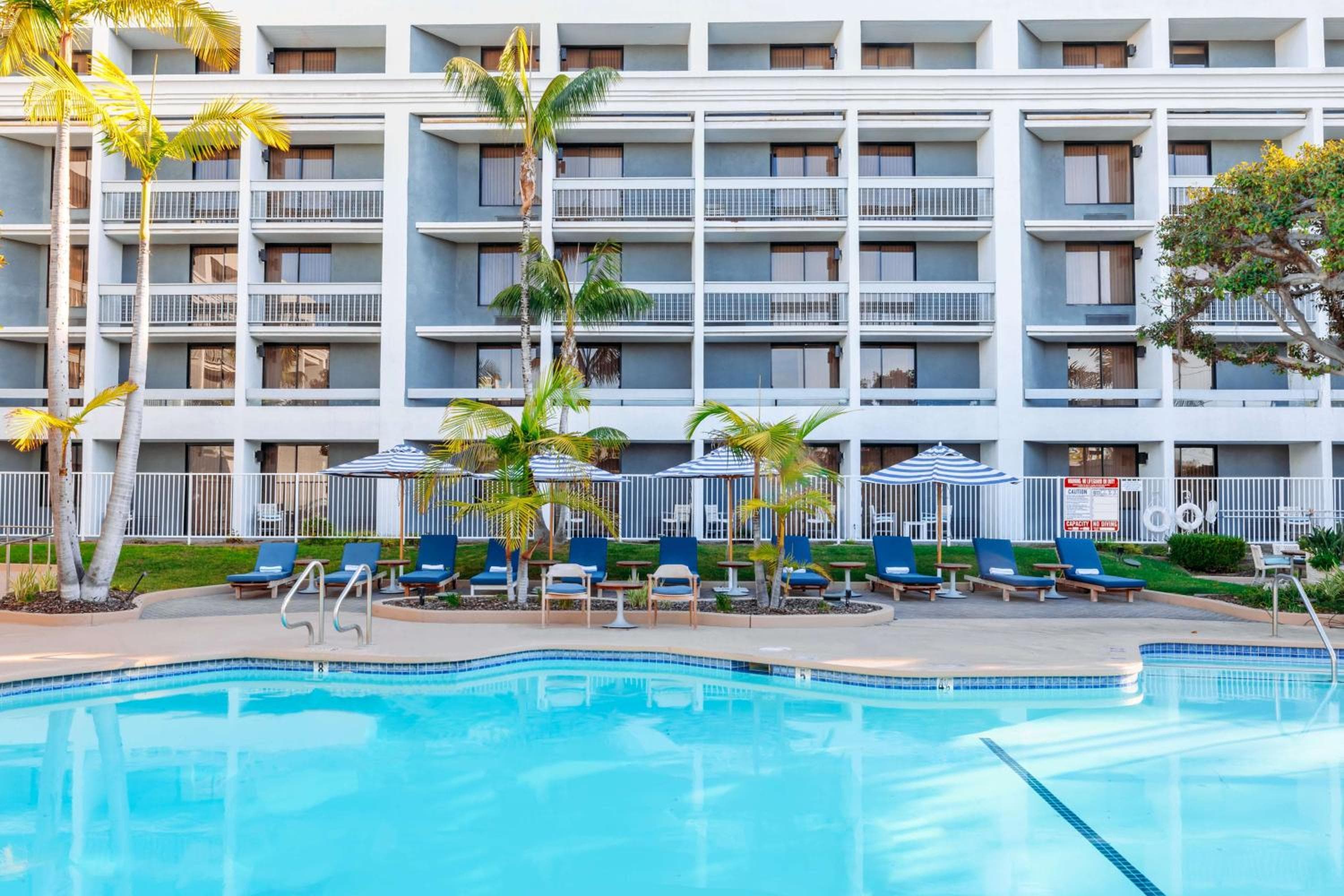 Hotel MDR Marina del Rey- un DoubleTree by Hilton — 18