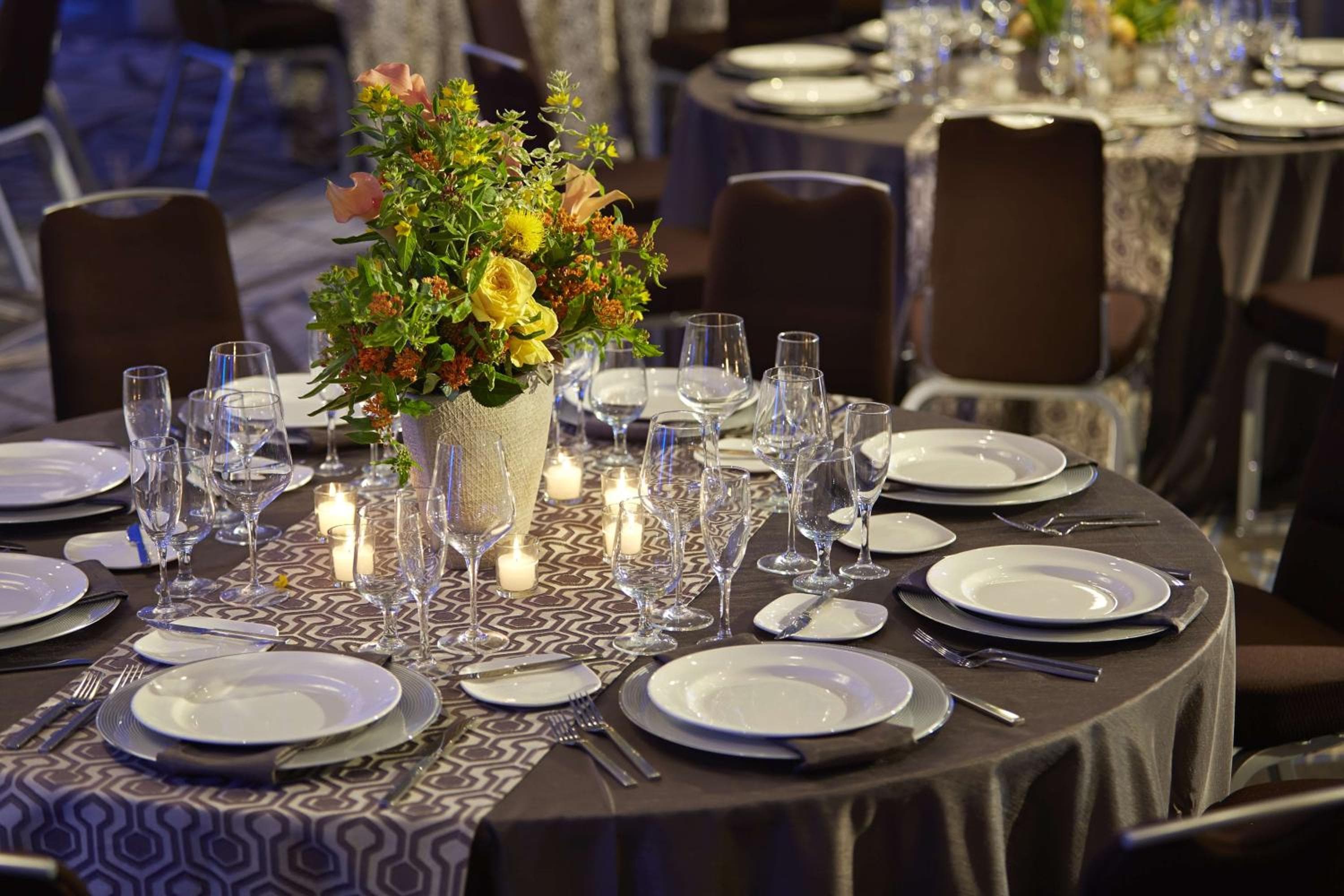 Hotel MDR Marina del Rey- un DoubleTree by Hilton — 23