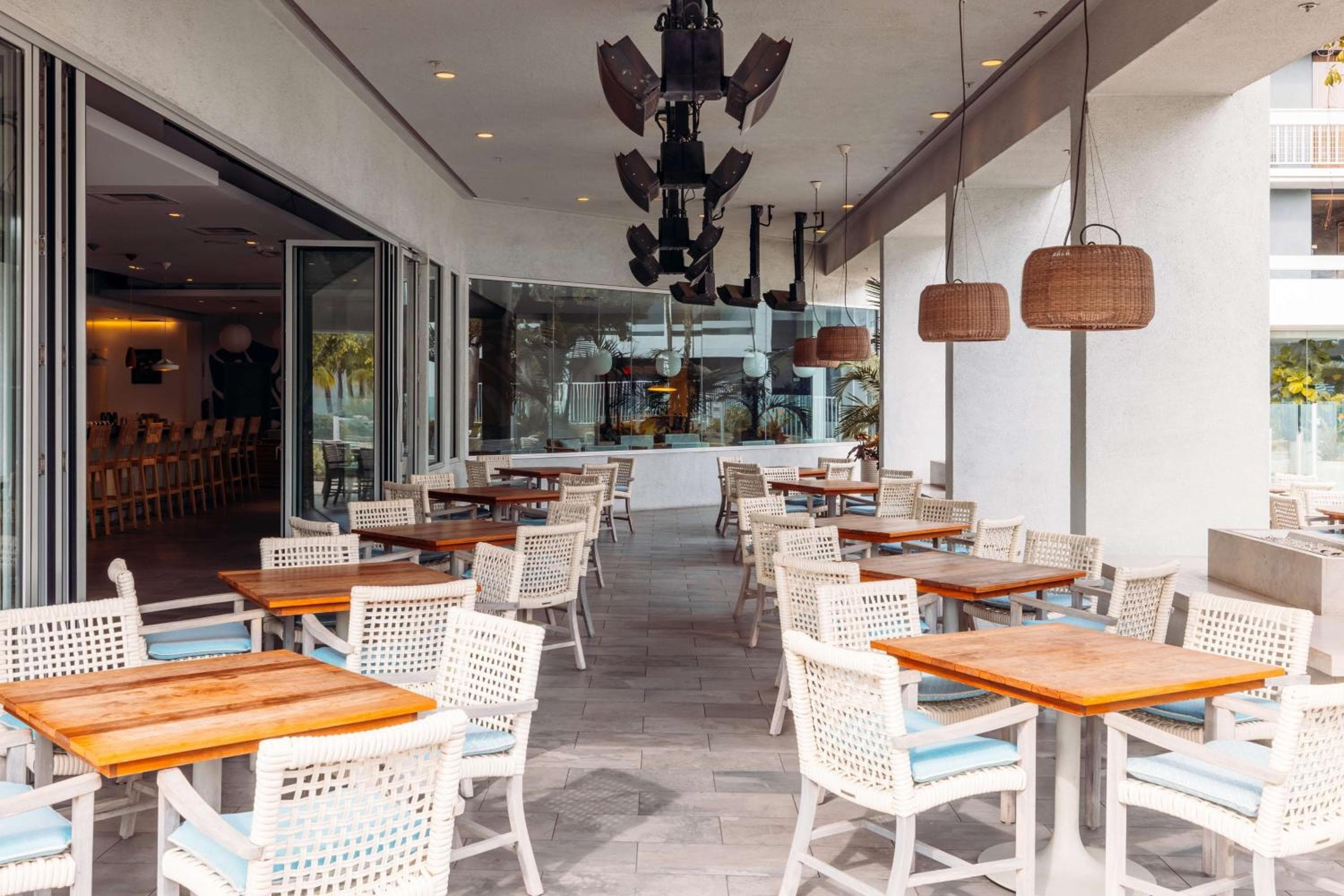 Hotel MDR Marina del Rey- un DoubleTree by Hilton — 24