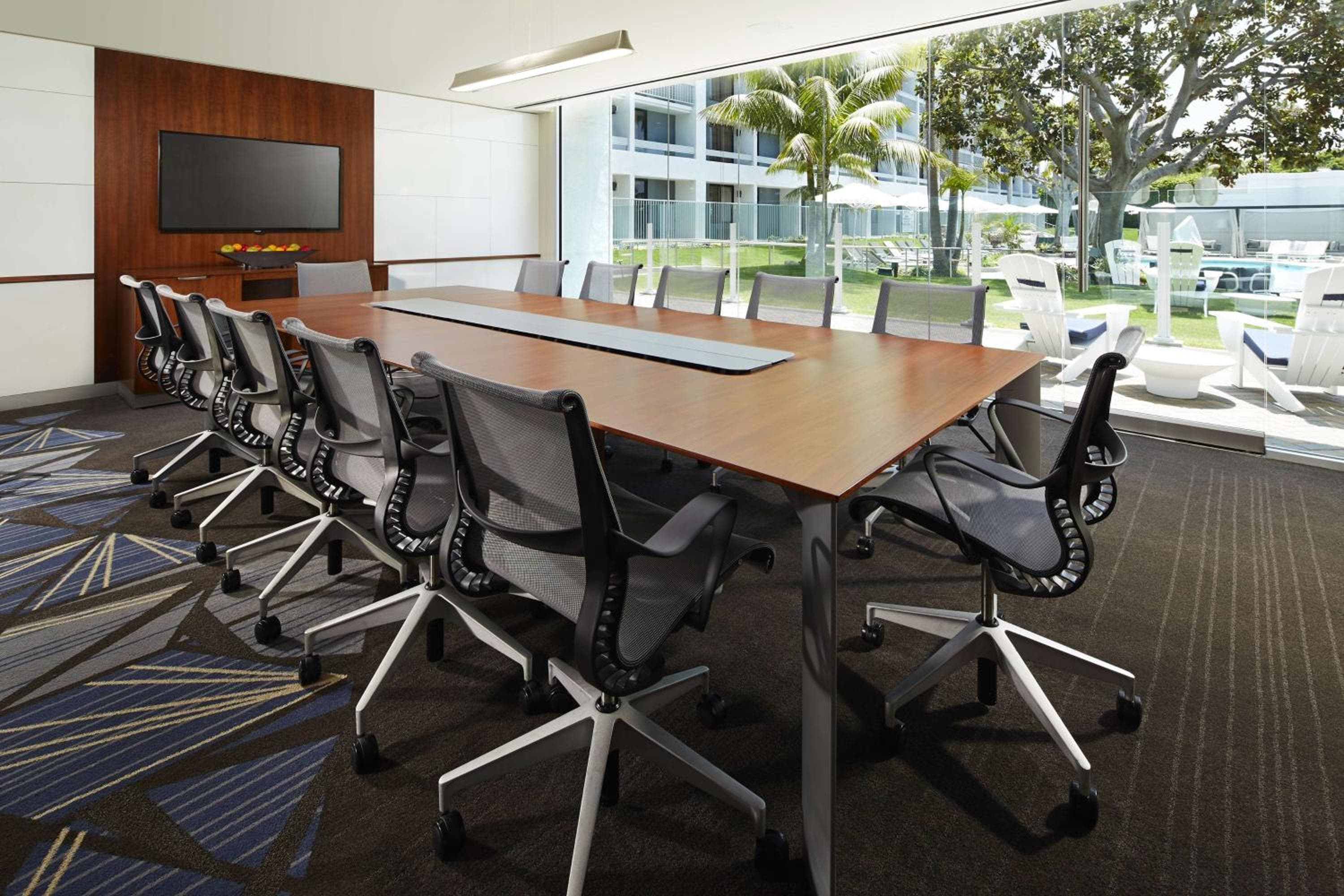 Hotel MDR Marina del Rey- a DoubleTree by Hilton — 19