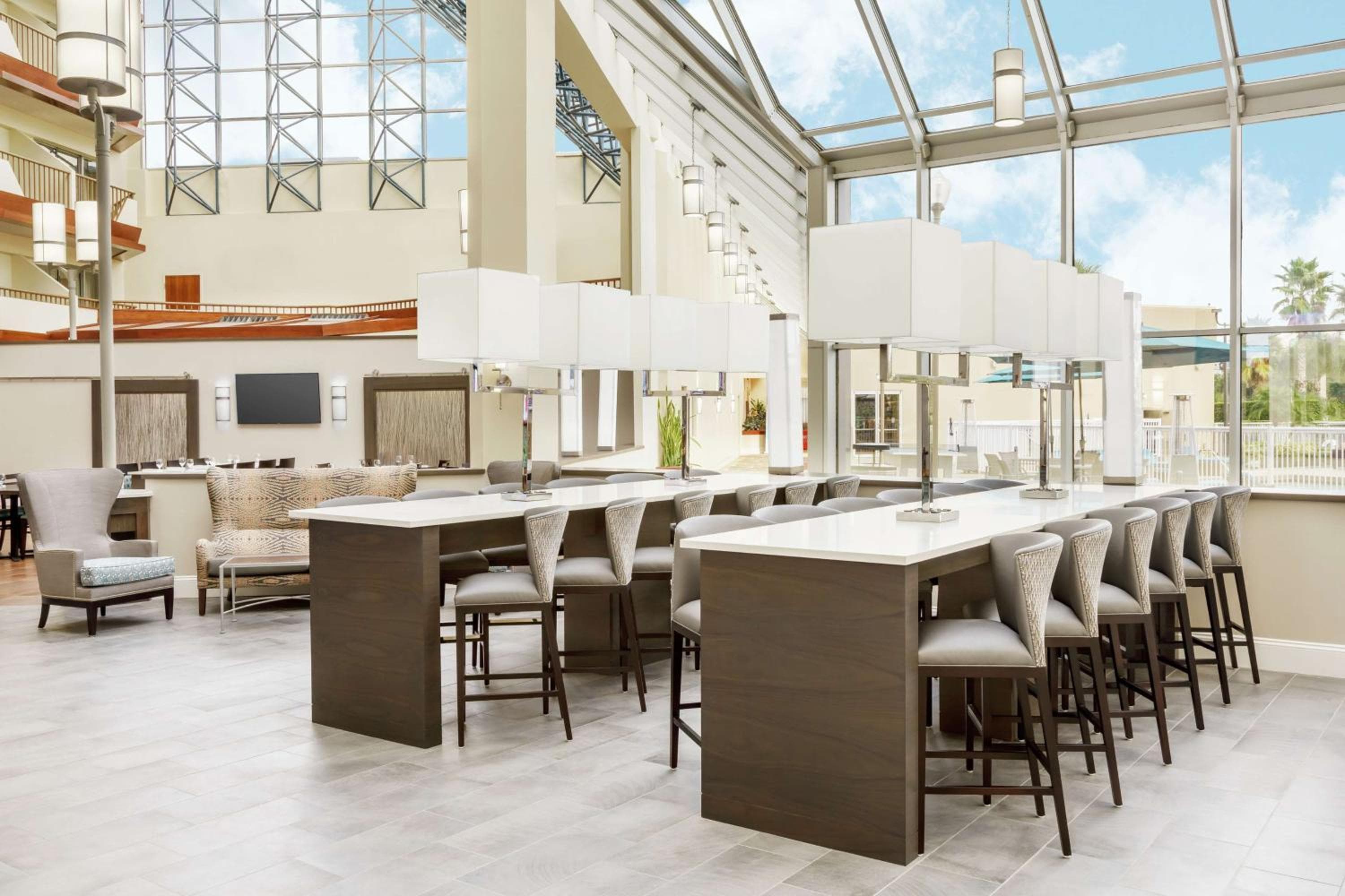 DoubleTree by Hilton Orlando Airport Hotel — 2