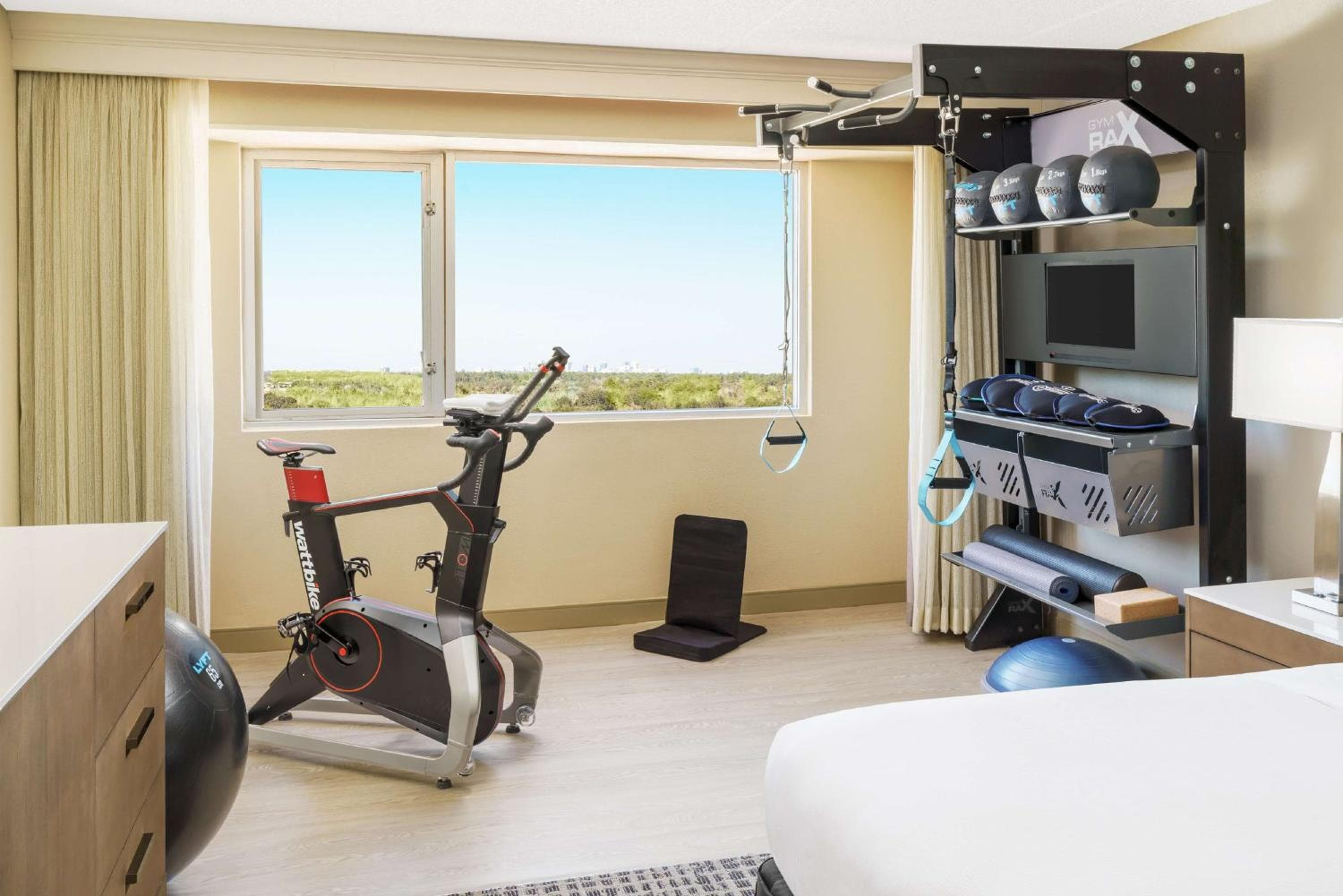 DoubleTree by Hilton Orlando Airport Hotel — 22