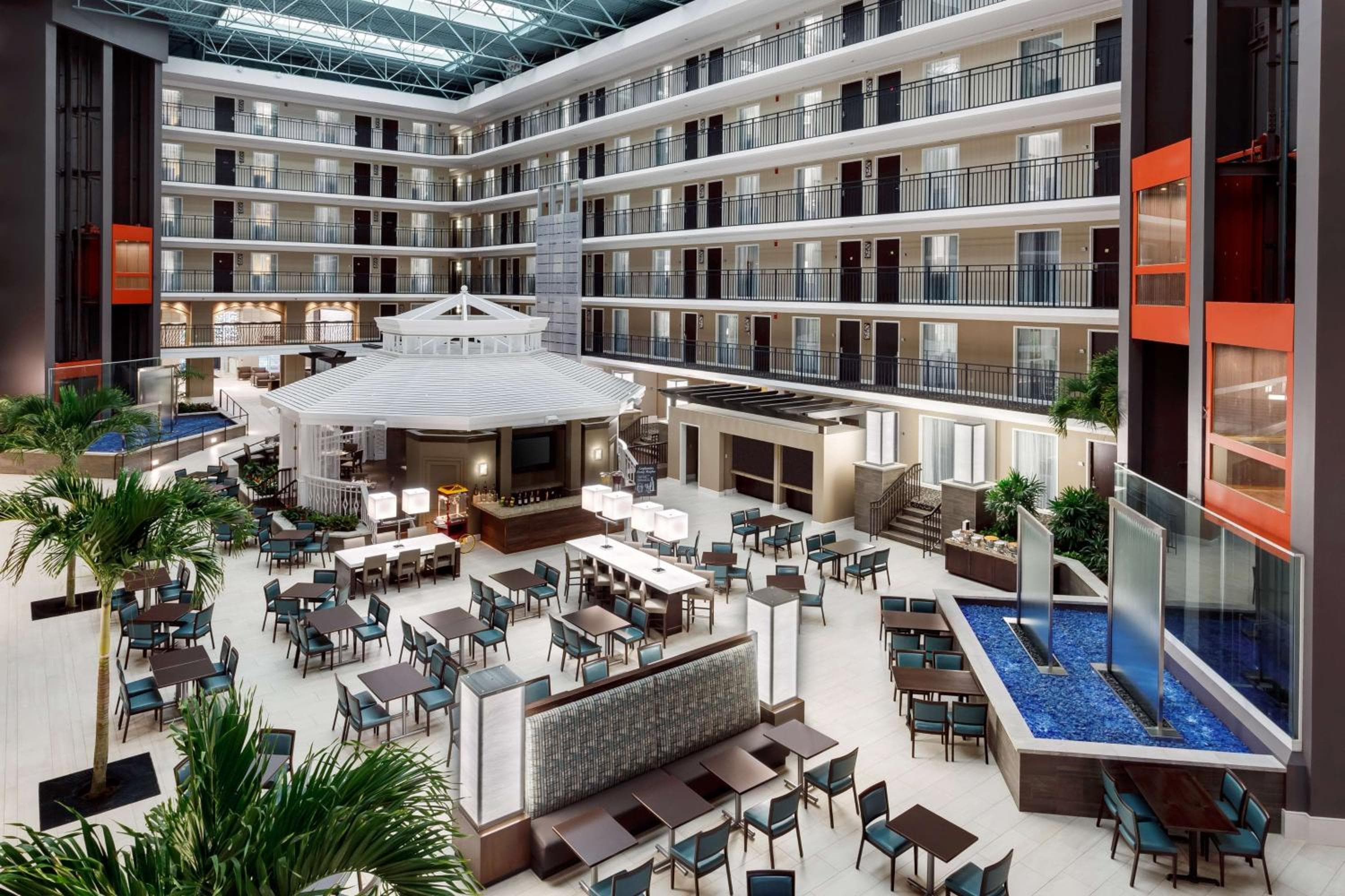 Embassy Suites by Hilton Orlando Lake Buena Vista Resort — 7