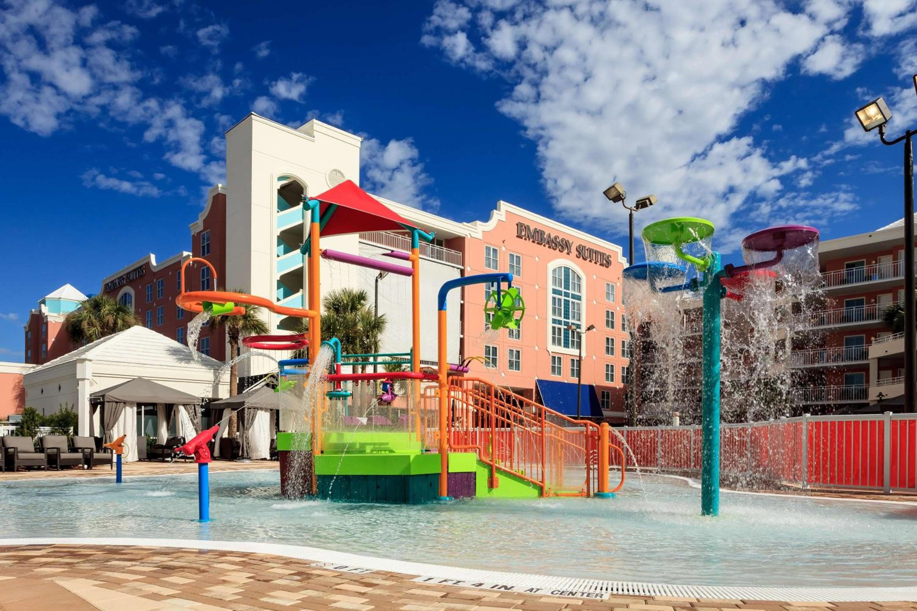 Embassy Suites by Hilton Orlando Lake Buena Vista Resort — 10