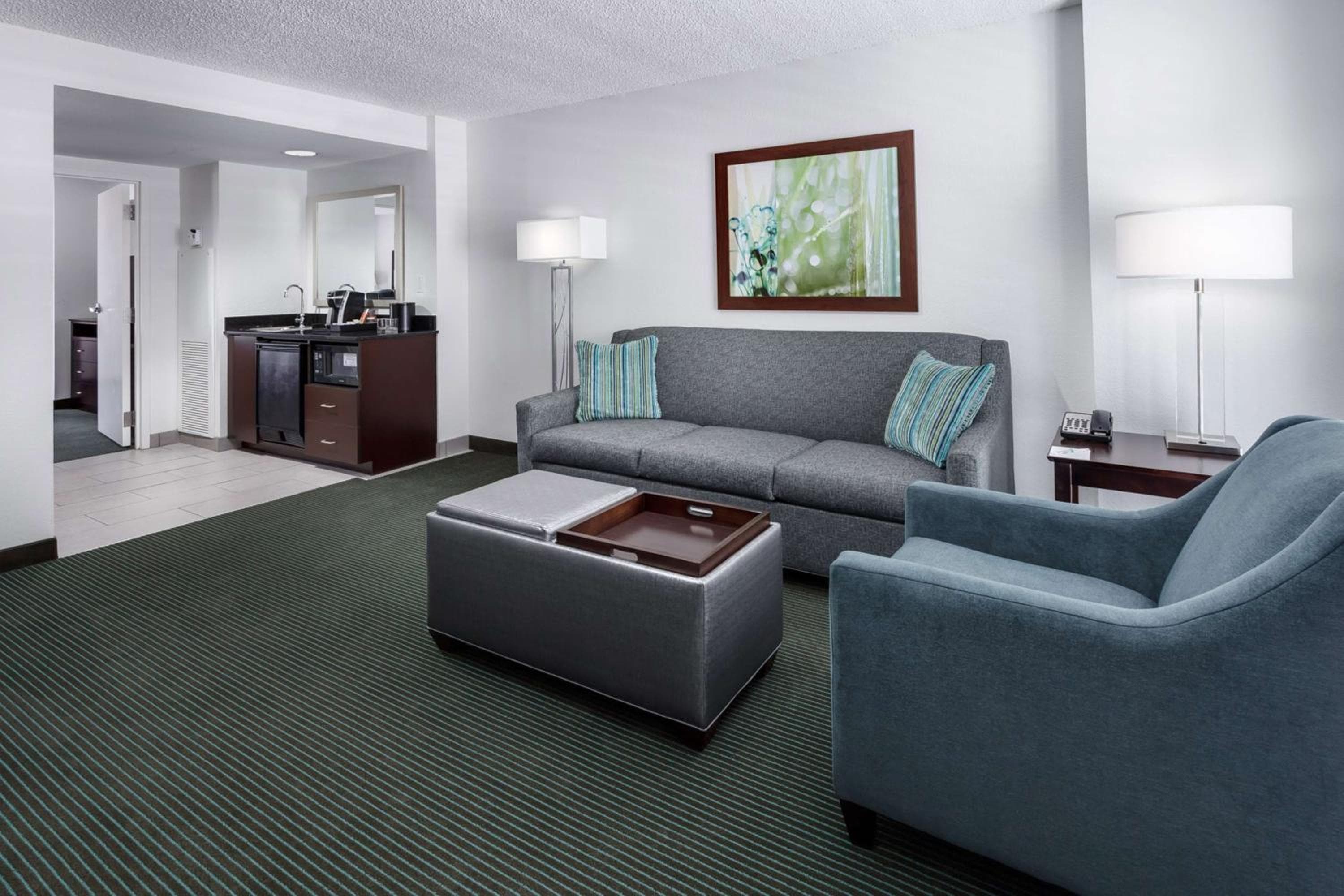 Embassy Suites by Hilton Orlando Lake Buena Vista Resort — 26