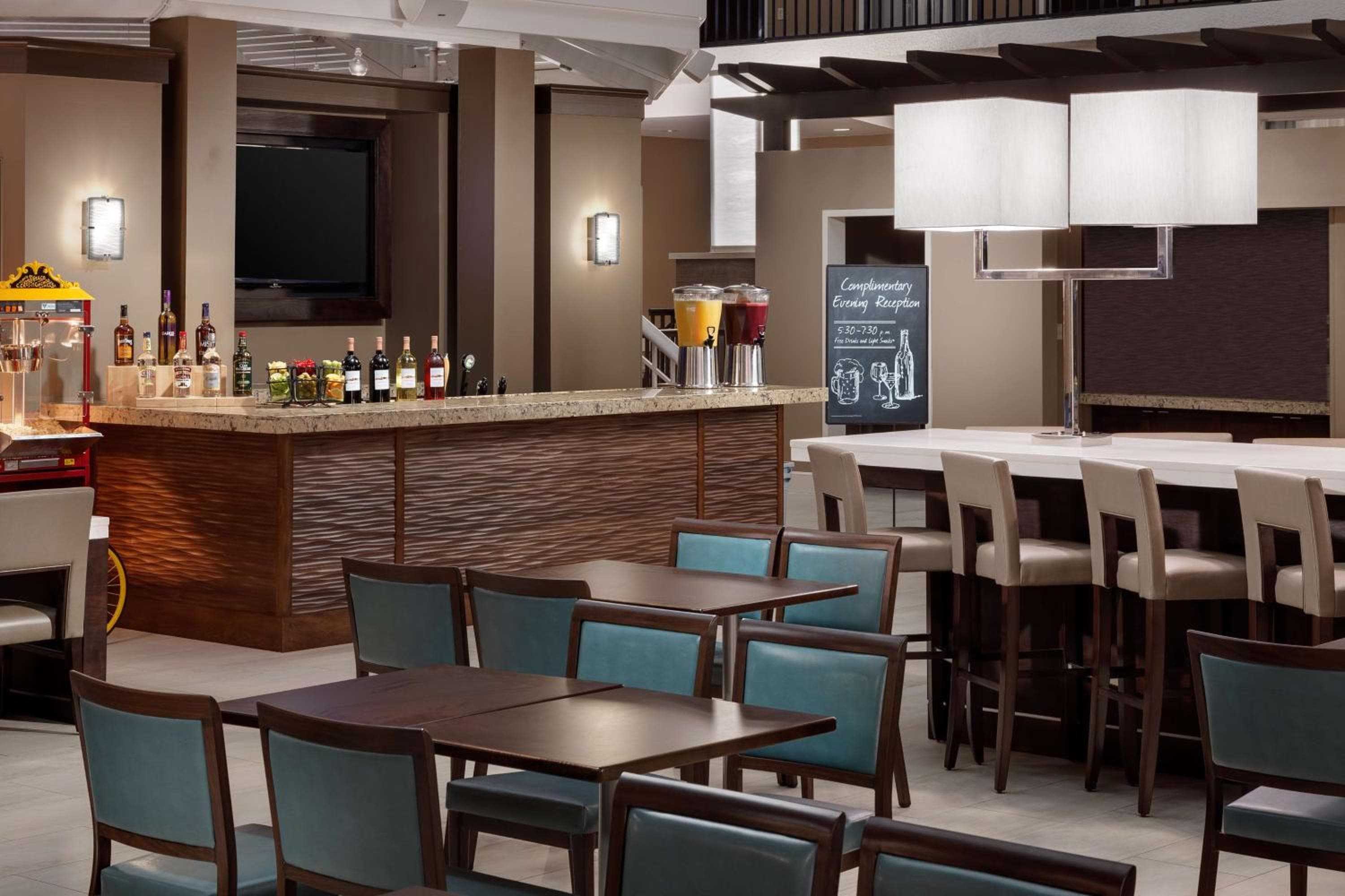 Embassy Suites by Hilton Orlando Lake Buena Vista Resort — 7