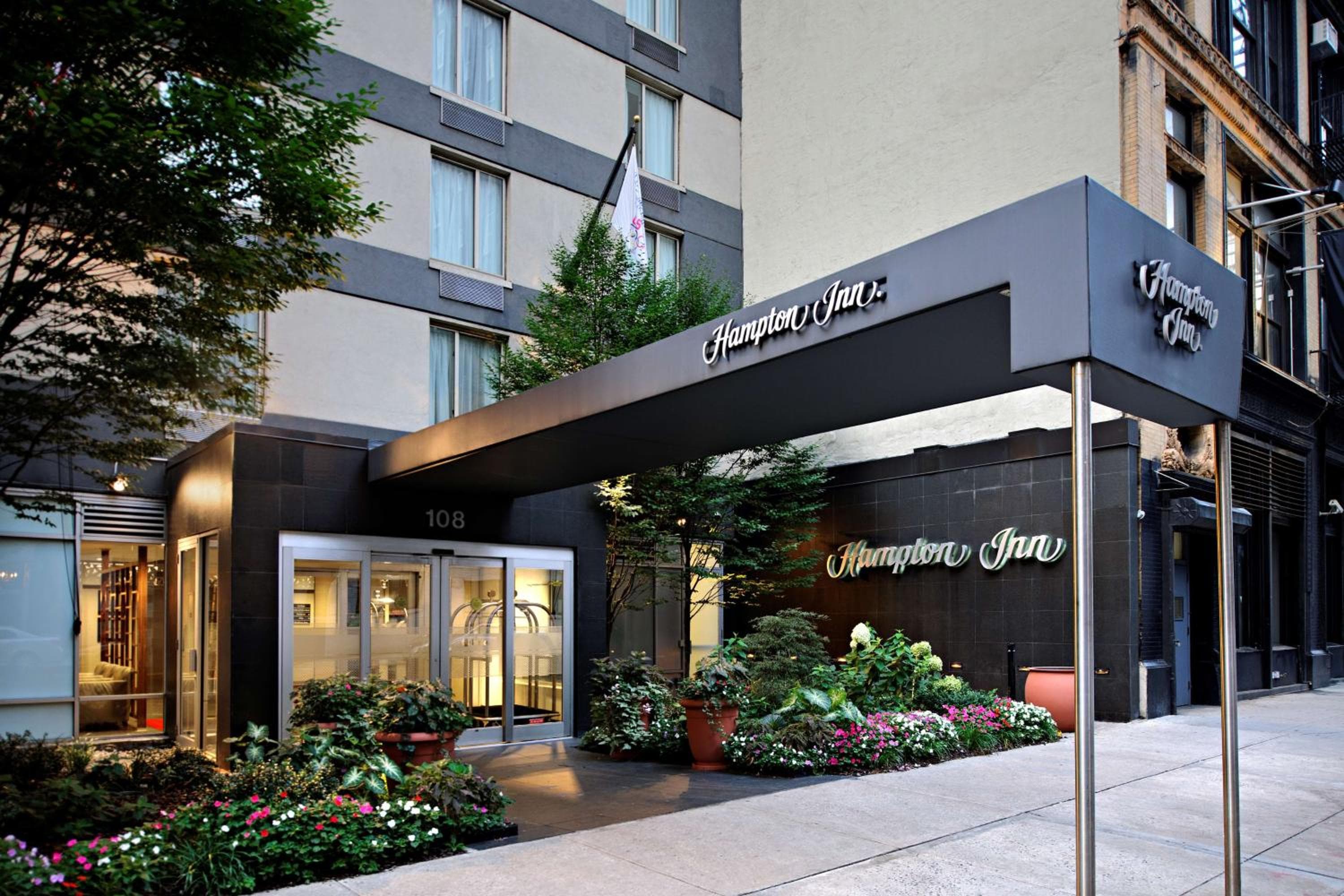 Hampton Inn Manhattan Chelsea — 1