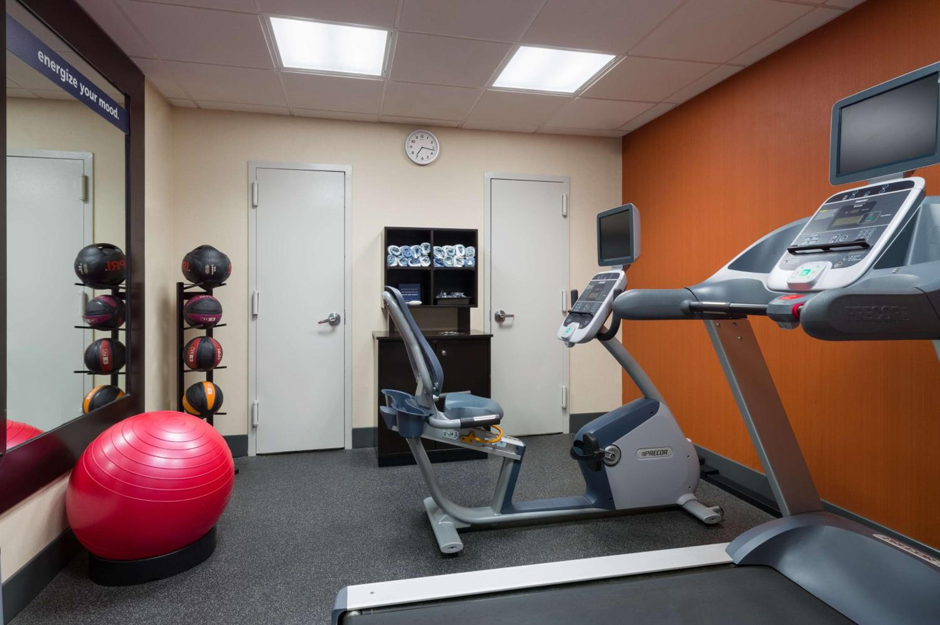 Hampton Inn Manhattan Chelsea — 10
