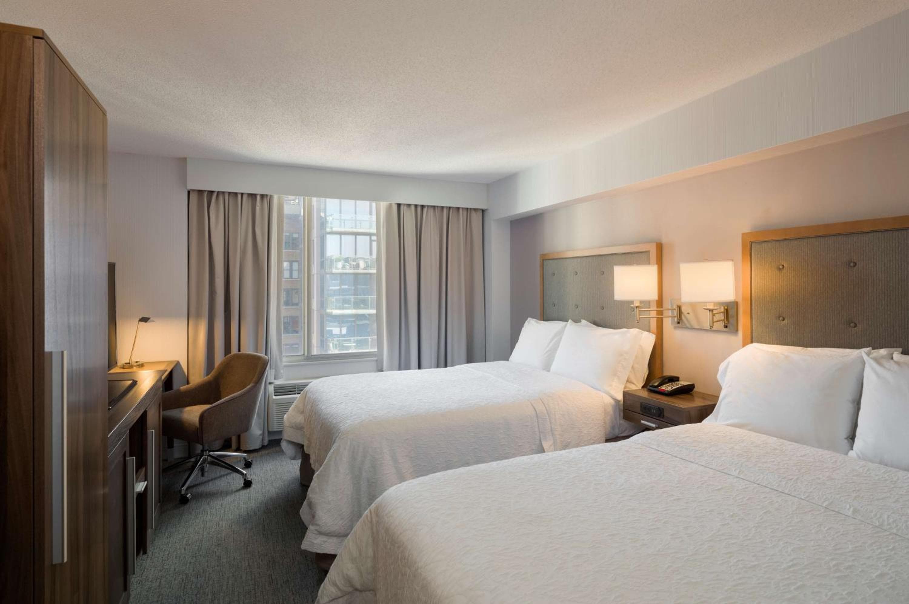 Hampton Inn Manhattan Chelsea — 20