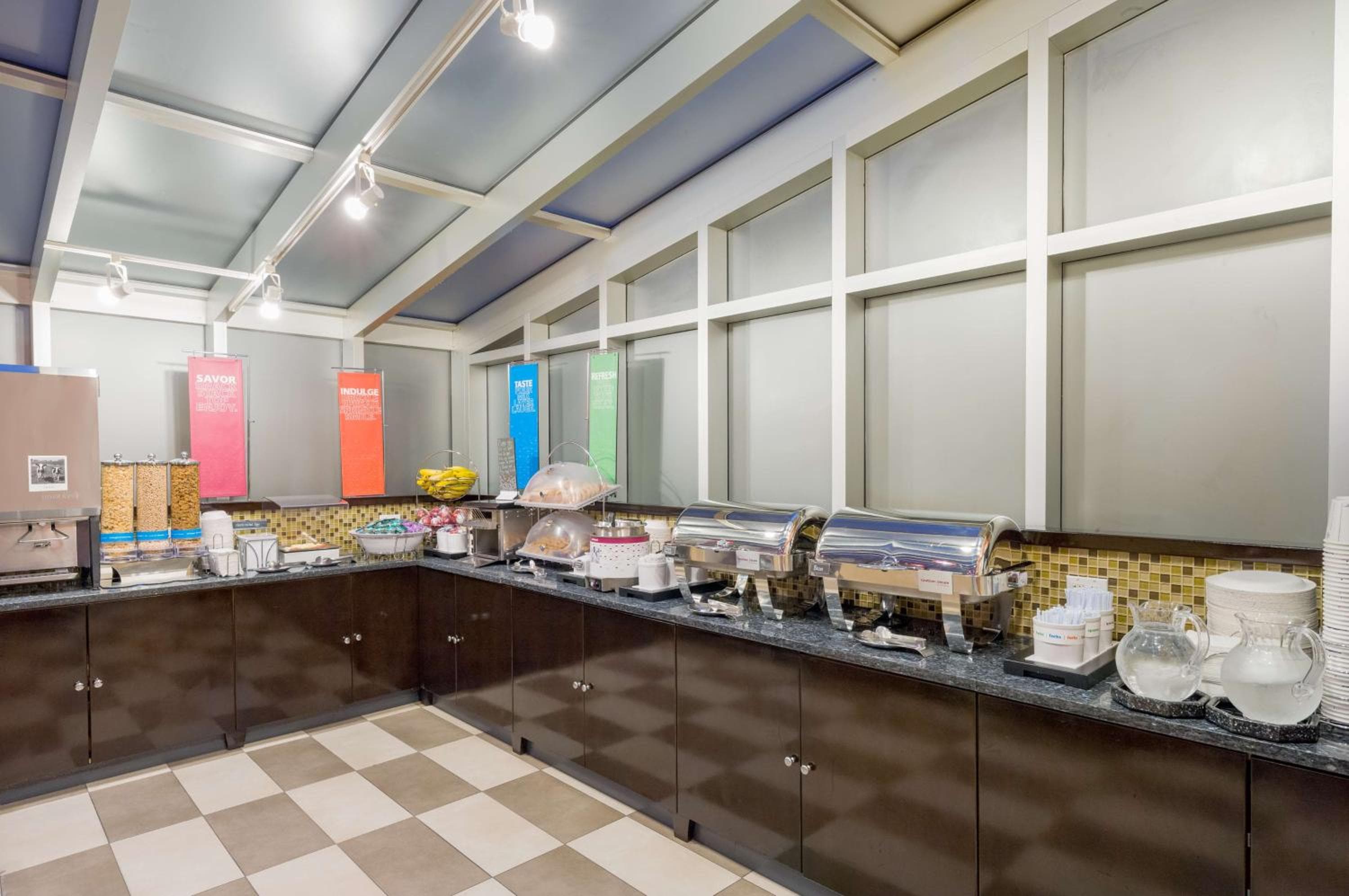 Hampton Inn Manhattan - Times Square South — 7