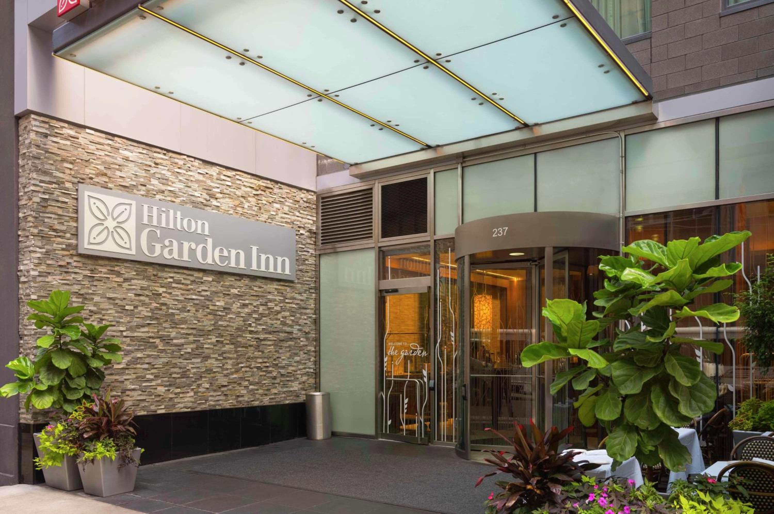 Hilton Garden Inn Nueva York Central Park South-Midtown West — 2